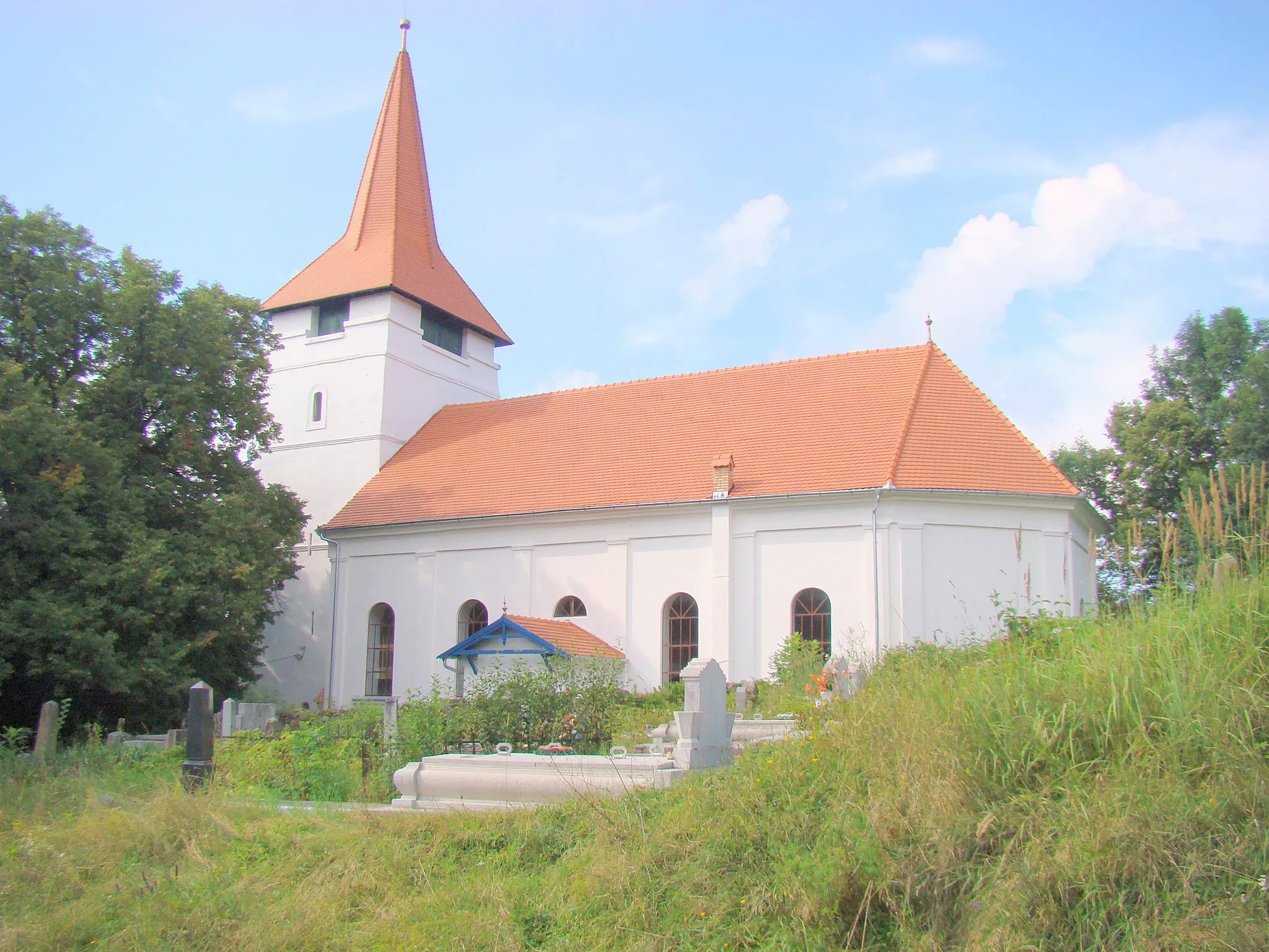 Photo showing: Reformed church in Bicfalău, Covasna County, Romania