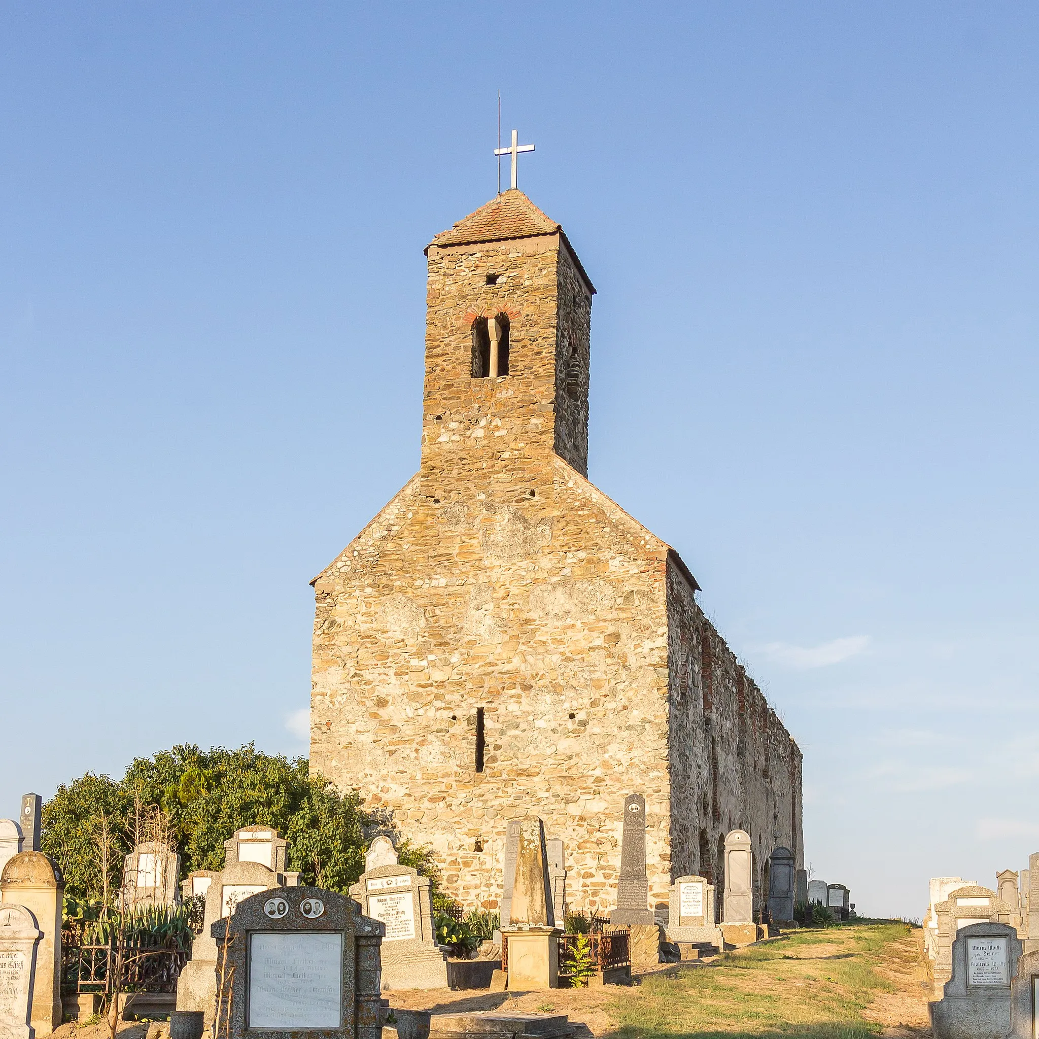 Photo showing: Mountain church Gârbova, Romania