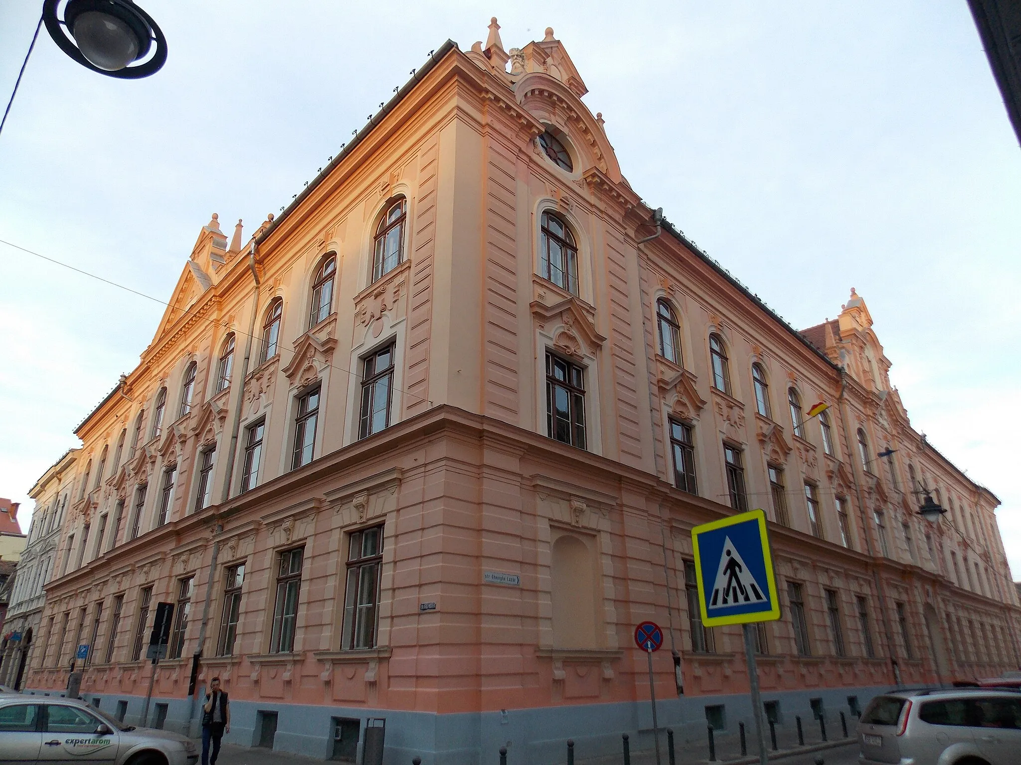 Photo showing: Gheorghe Lazar National College, erected in 1897-98