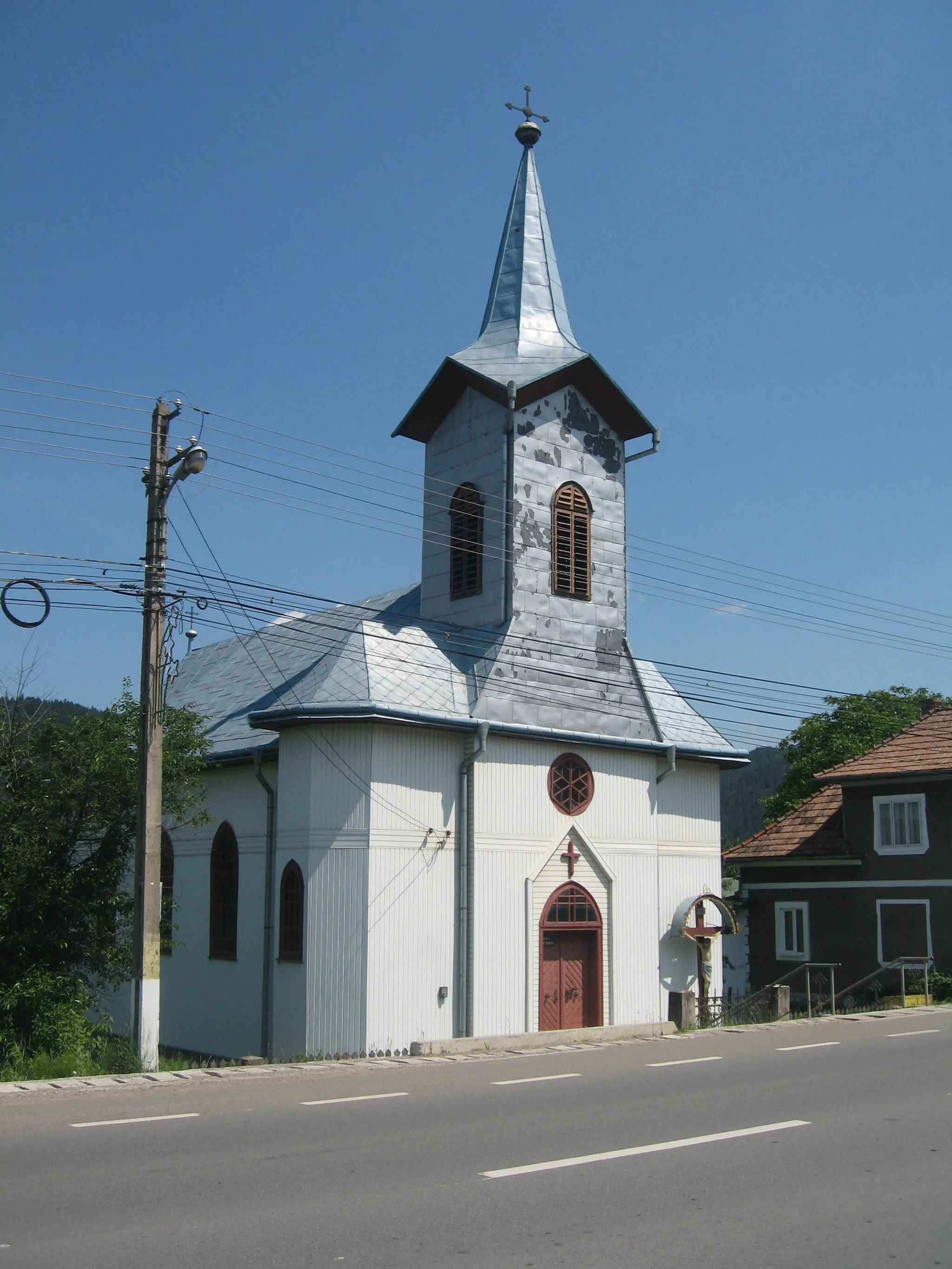 Photo showing: The Roman-Catholic Church in Frasin, Suceava County, Romania