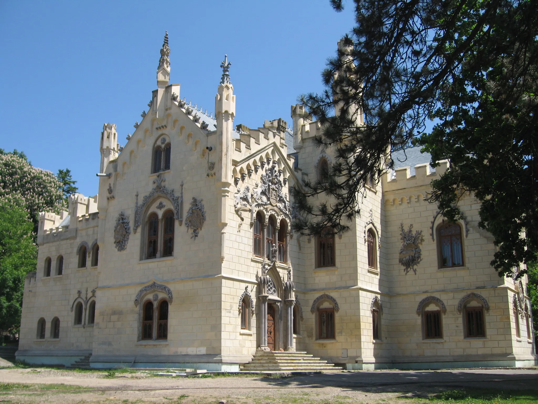 Photo showing: Castelul Sturdza din Miclăușeni.