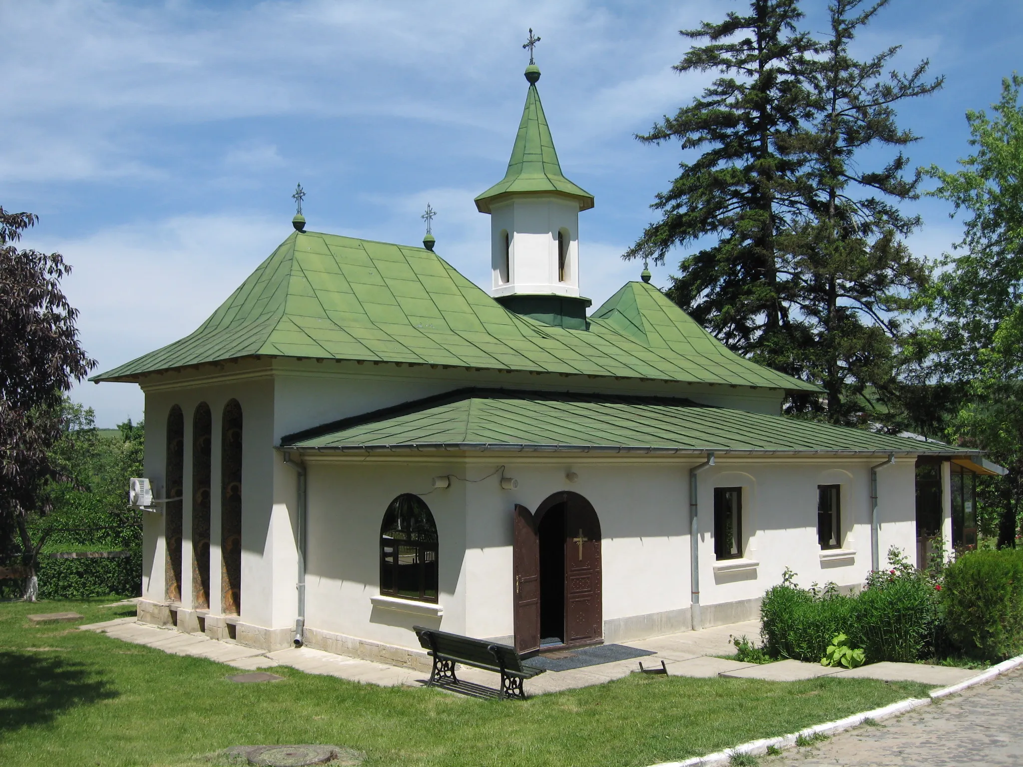 Photo showing: Bucium Monastery