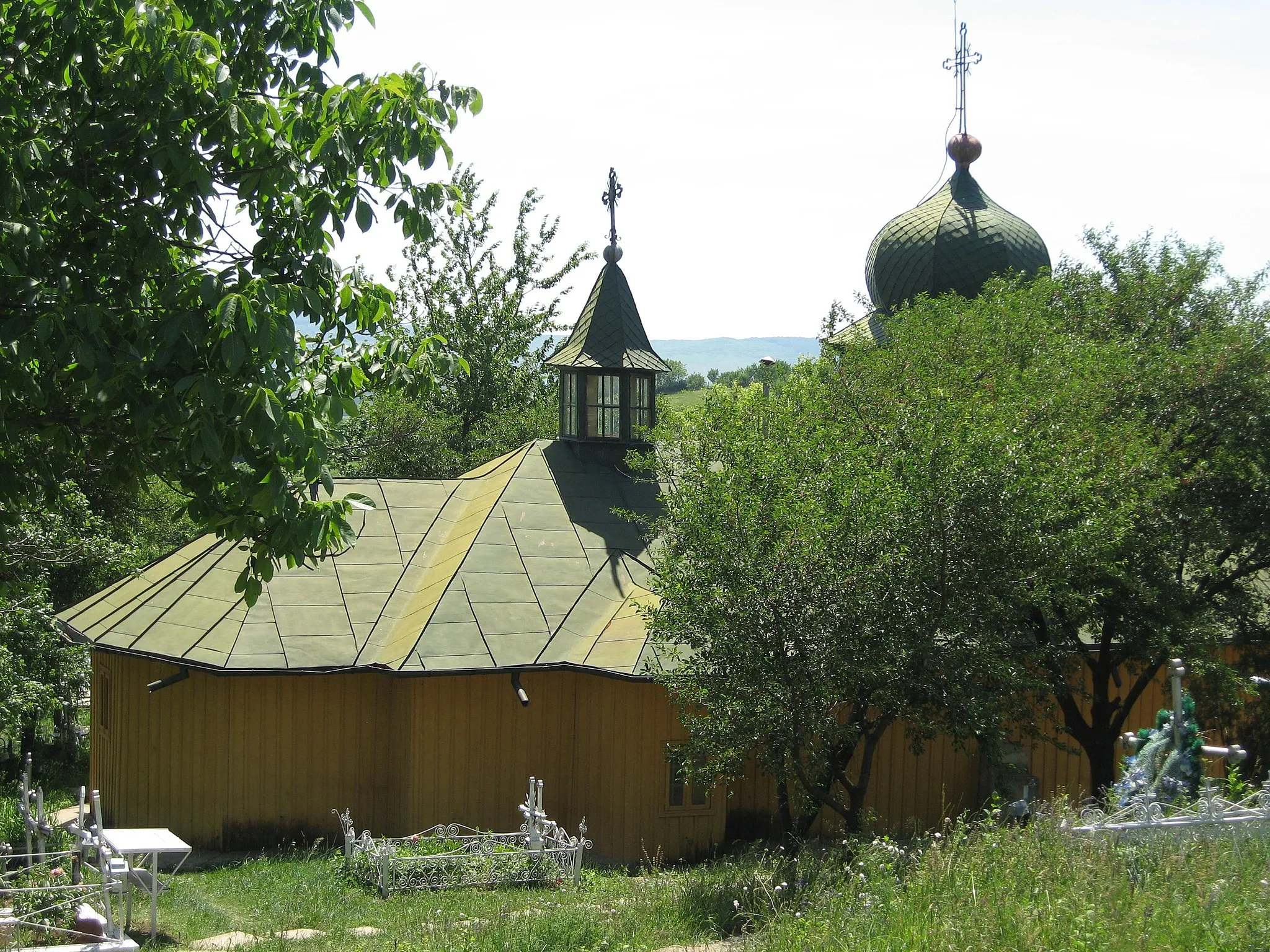 Photo showing: Biserica de lemn din Ciurbeşti