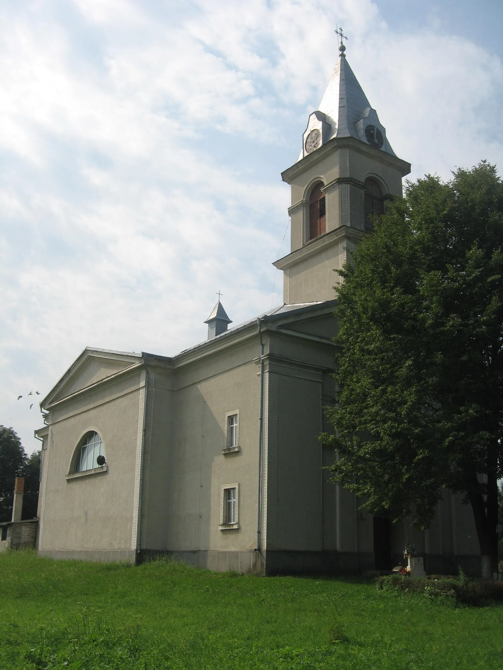 Photo showing: Biserica Adormirea Maicii Domnului din Dornești, Suceava County, Romania, fostă biserică catolică