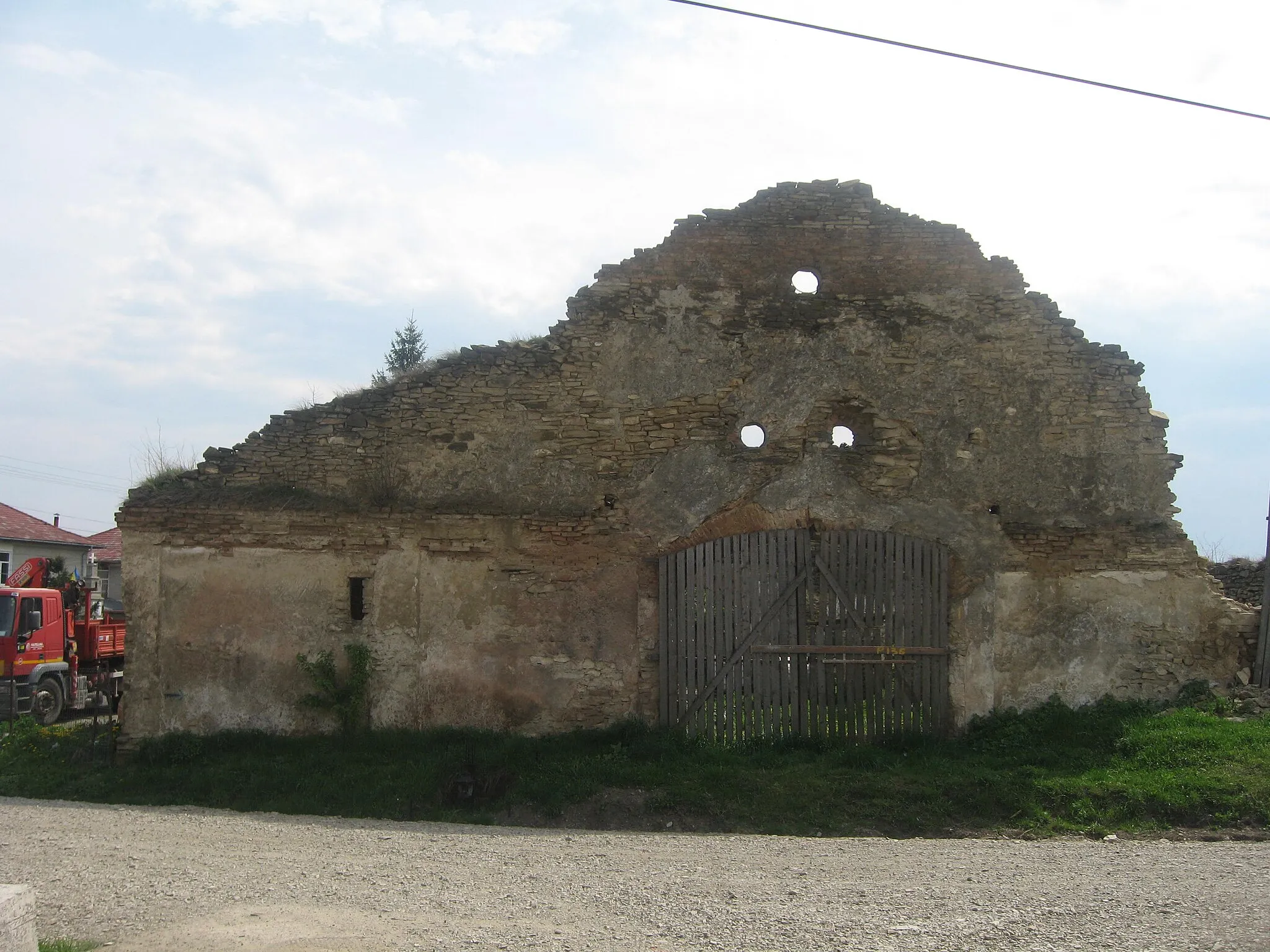 Photo showing: Hanul de la Șerbești