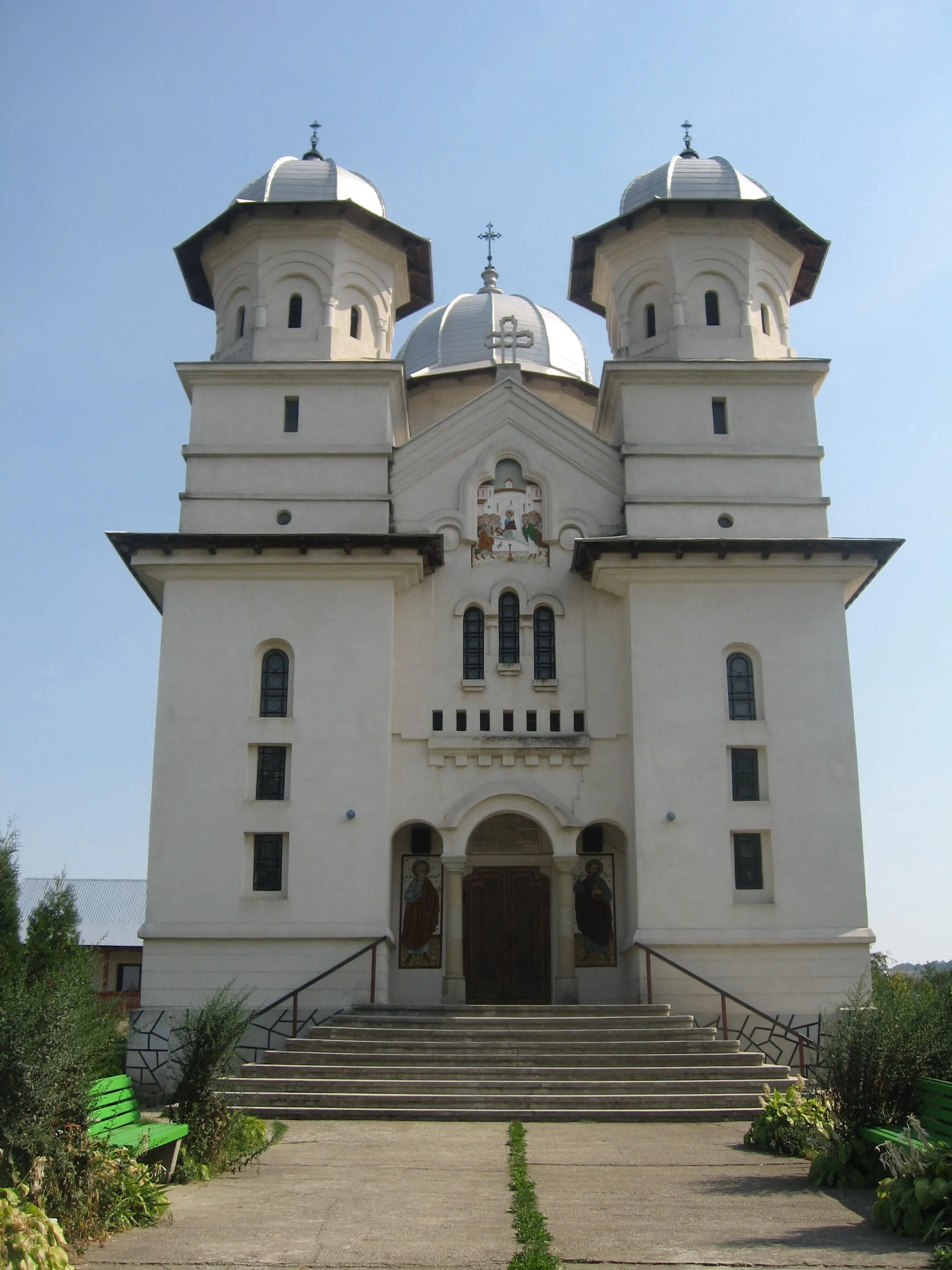 Photo showing: Biserica Adormirea Maicii Domnului din Mitocaşi, comuna Mitocu Dragomirnei (1995).