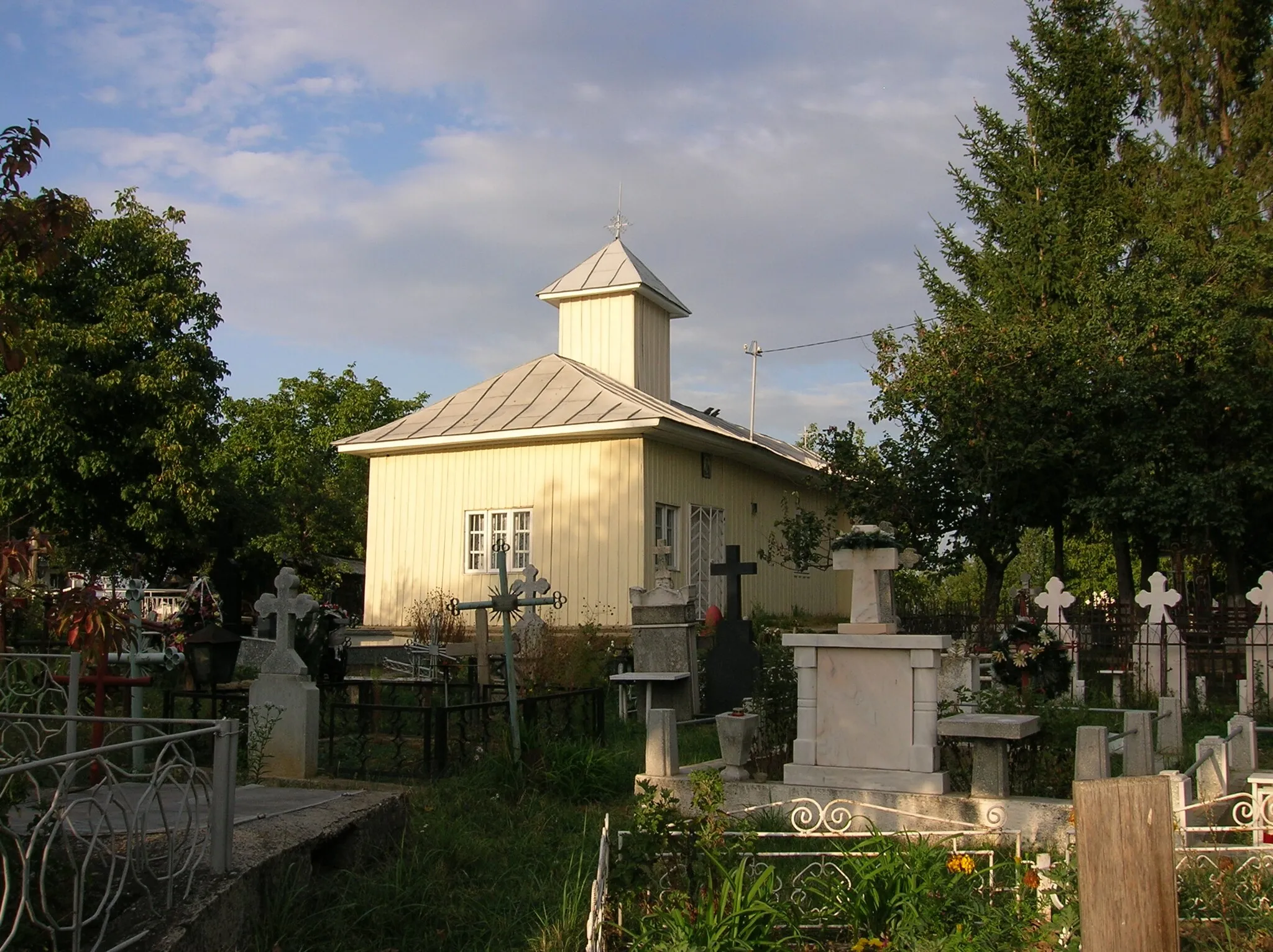 Photo showing: Comuna Valea Seacă Bacău - Satul Cucova - Biserica Adormirea Maicii Domnului - Paraclisul