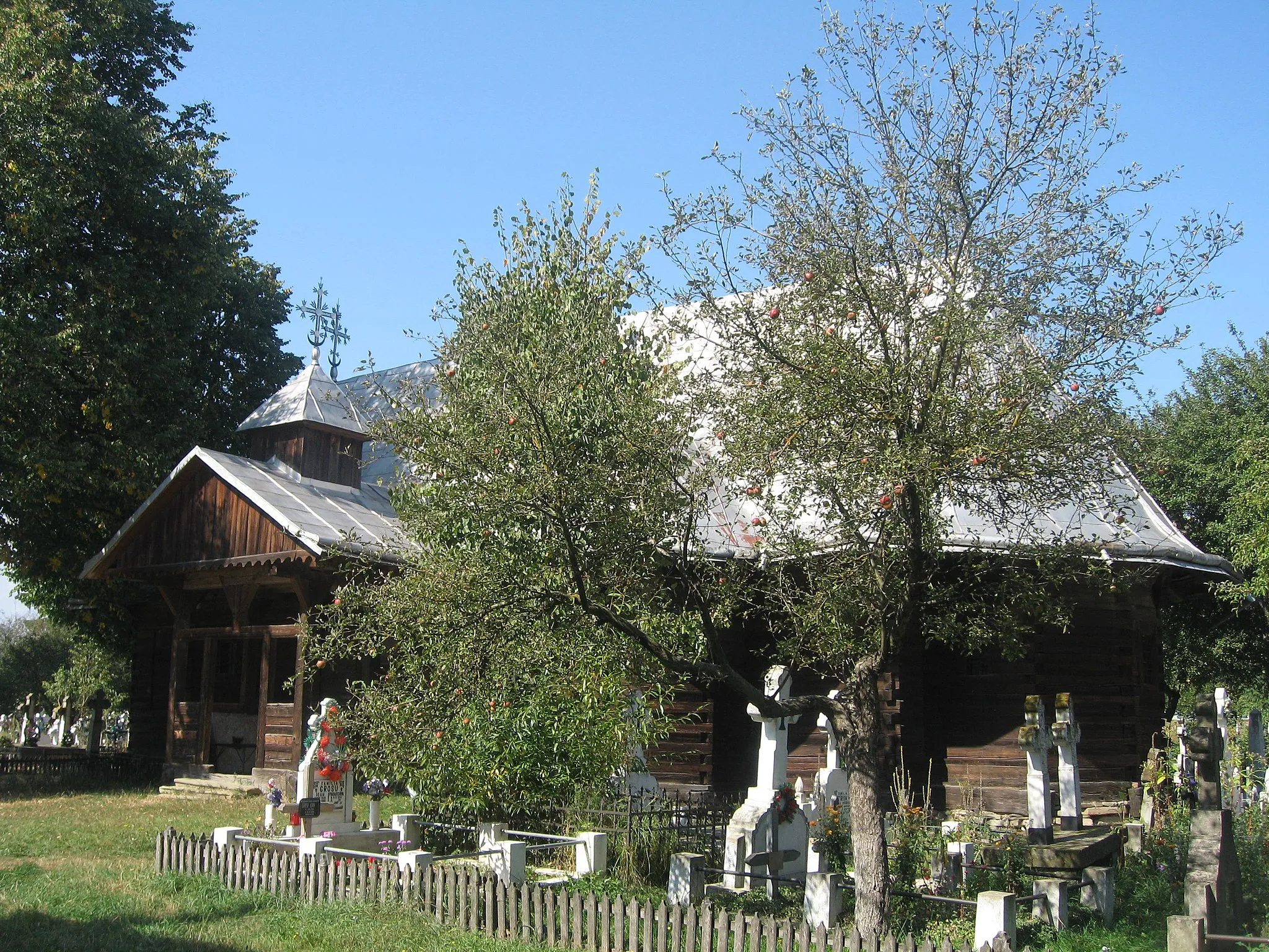 Photo showing: Biserica de lemn din Horodnic de Sus