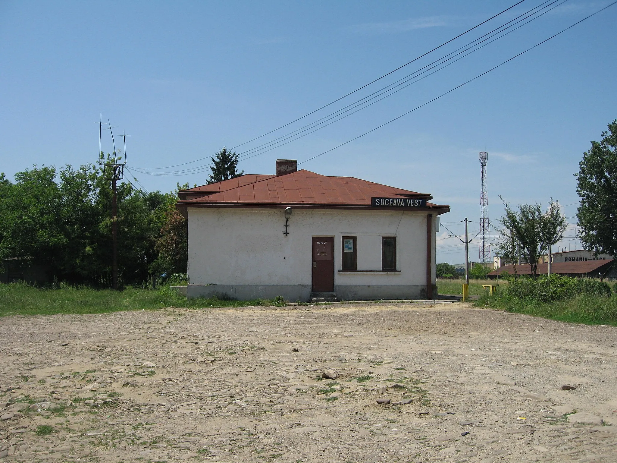 Photo showing: Suceava West (Şcheia) train station.