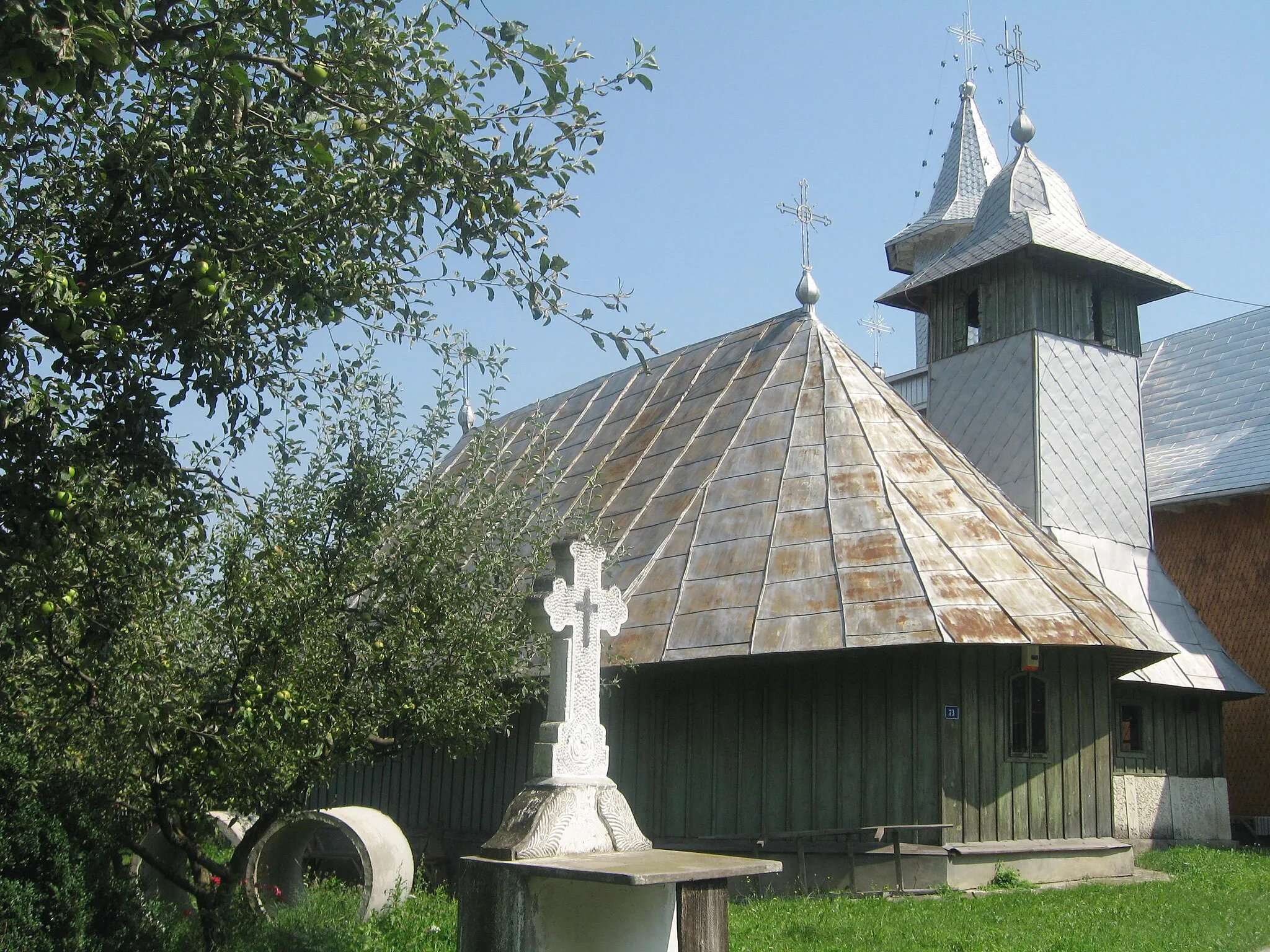 Photo showing: Biserica de lemn din Lămăşeni, judeţul Suceava