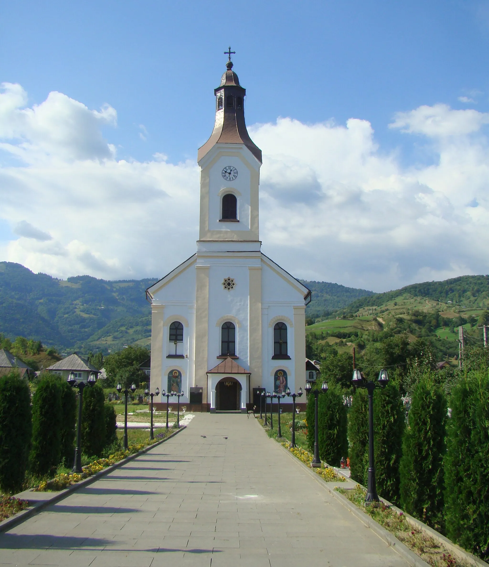 Photo showing: Saint Stephen church in Maieru, Bistrița-Năsăud county, Romania