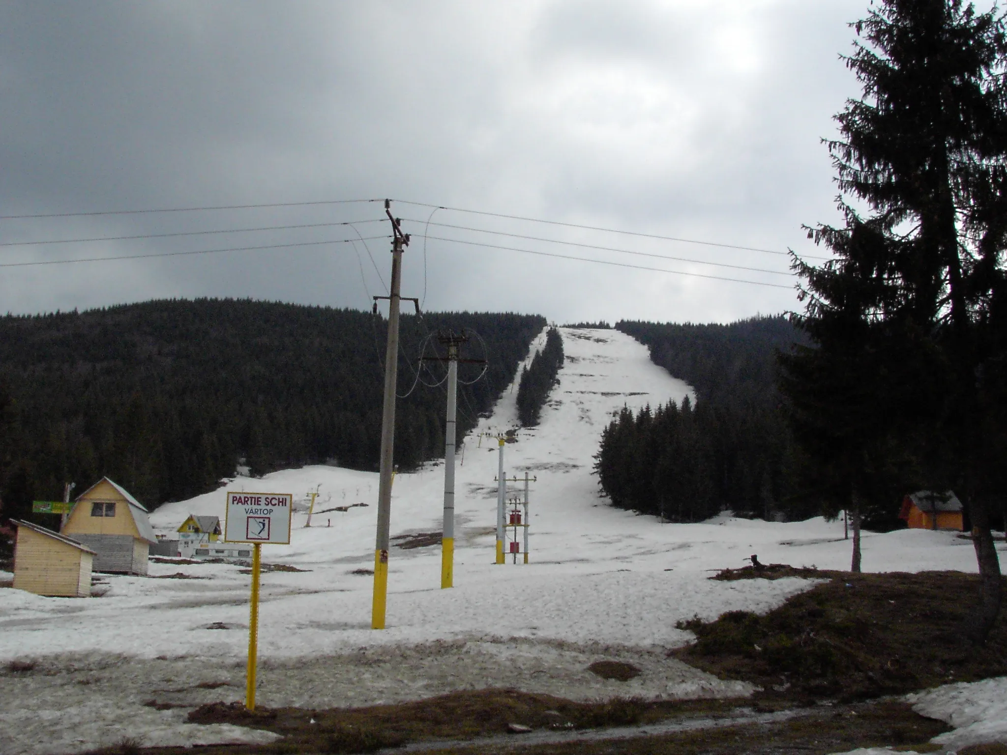 Photo showing: The old ski slope at Arieseni