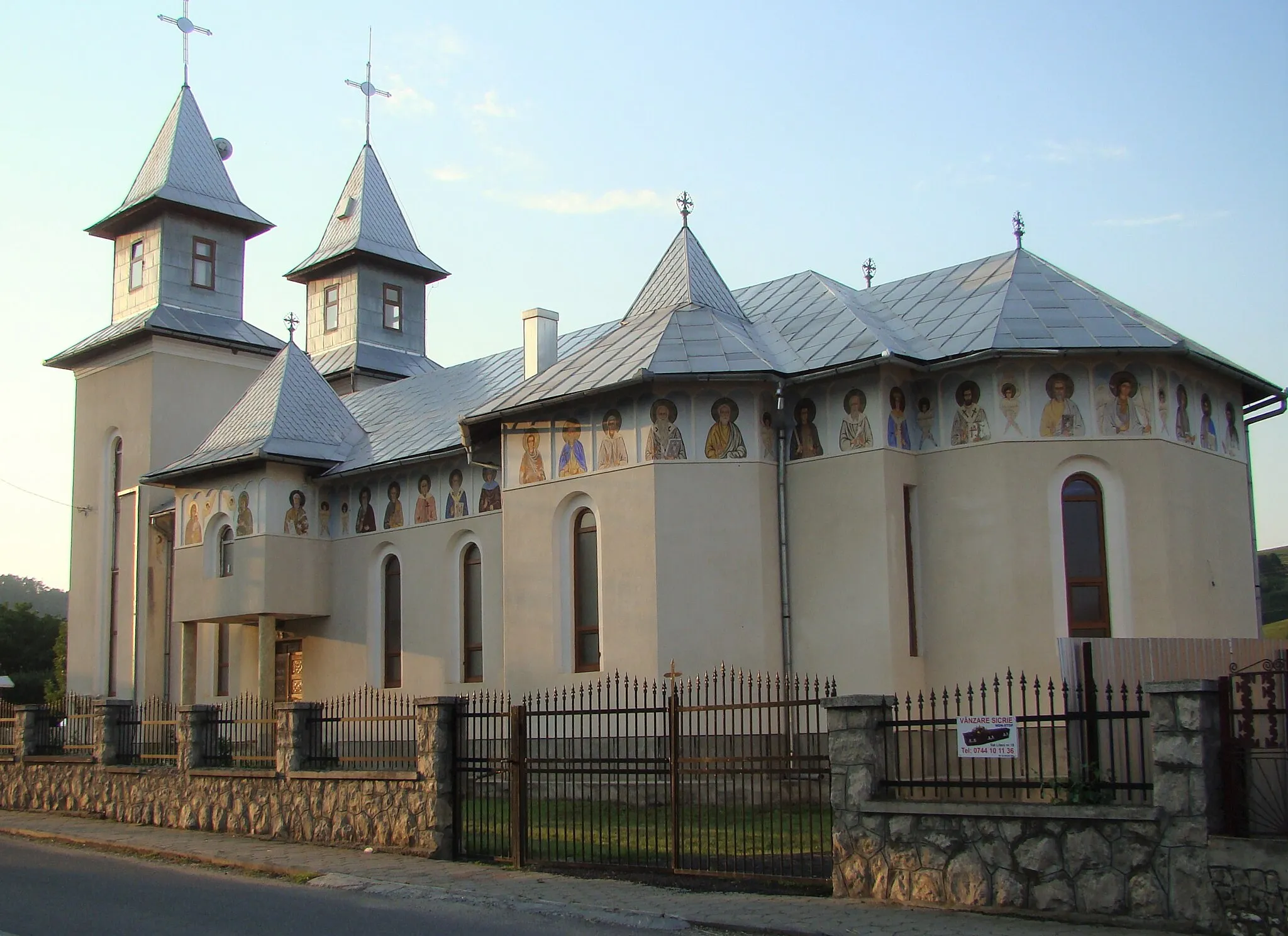 Photo showing: Church of the Dormition in Băișoara, Cluj County, Romania