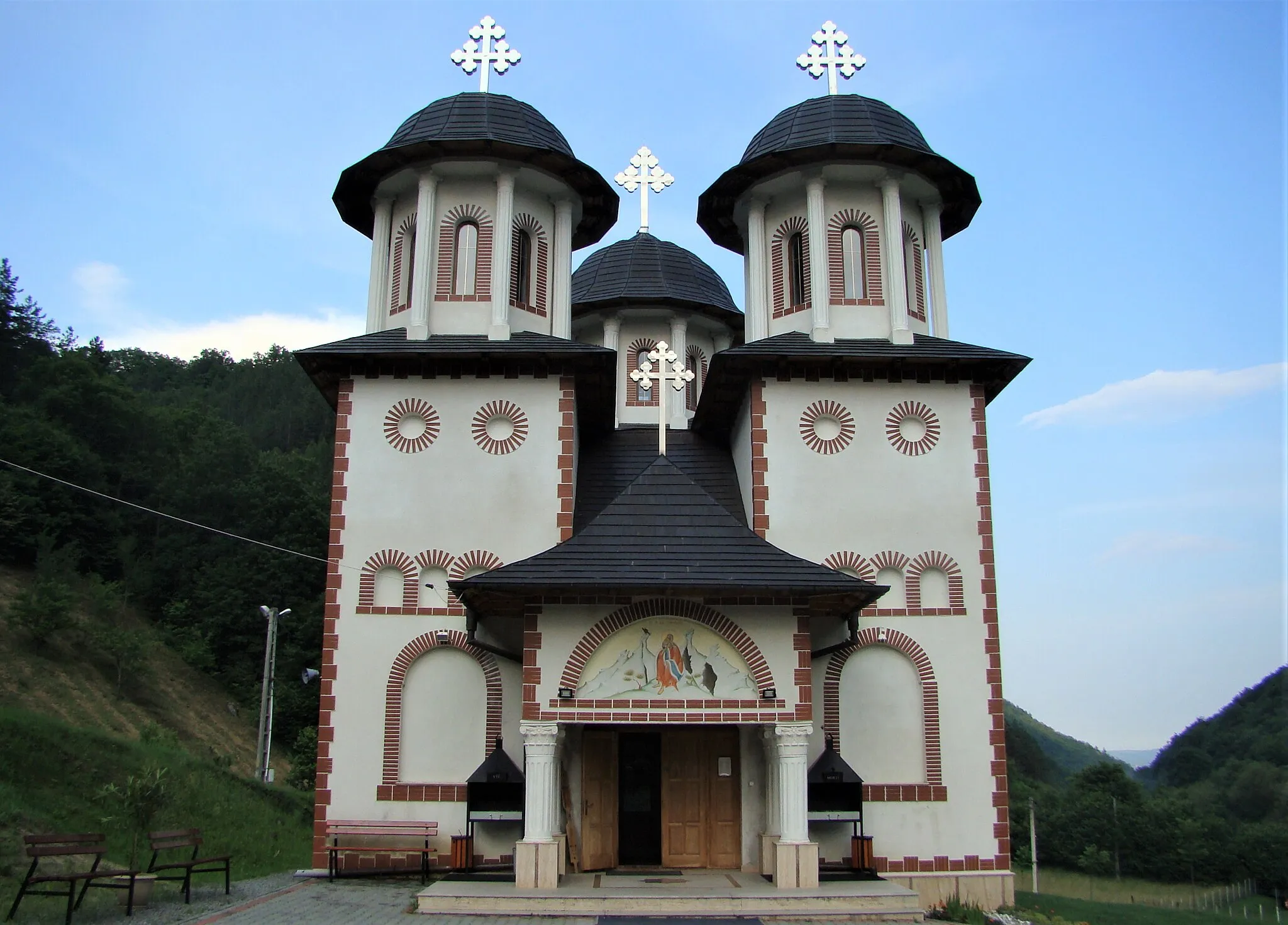 Photo showing: Băișoara Monastery, Cluj County, Romania