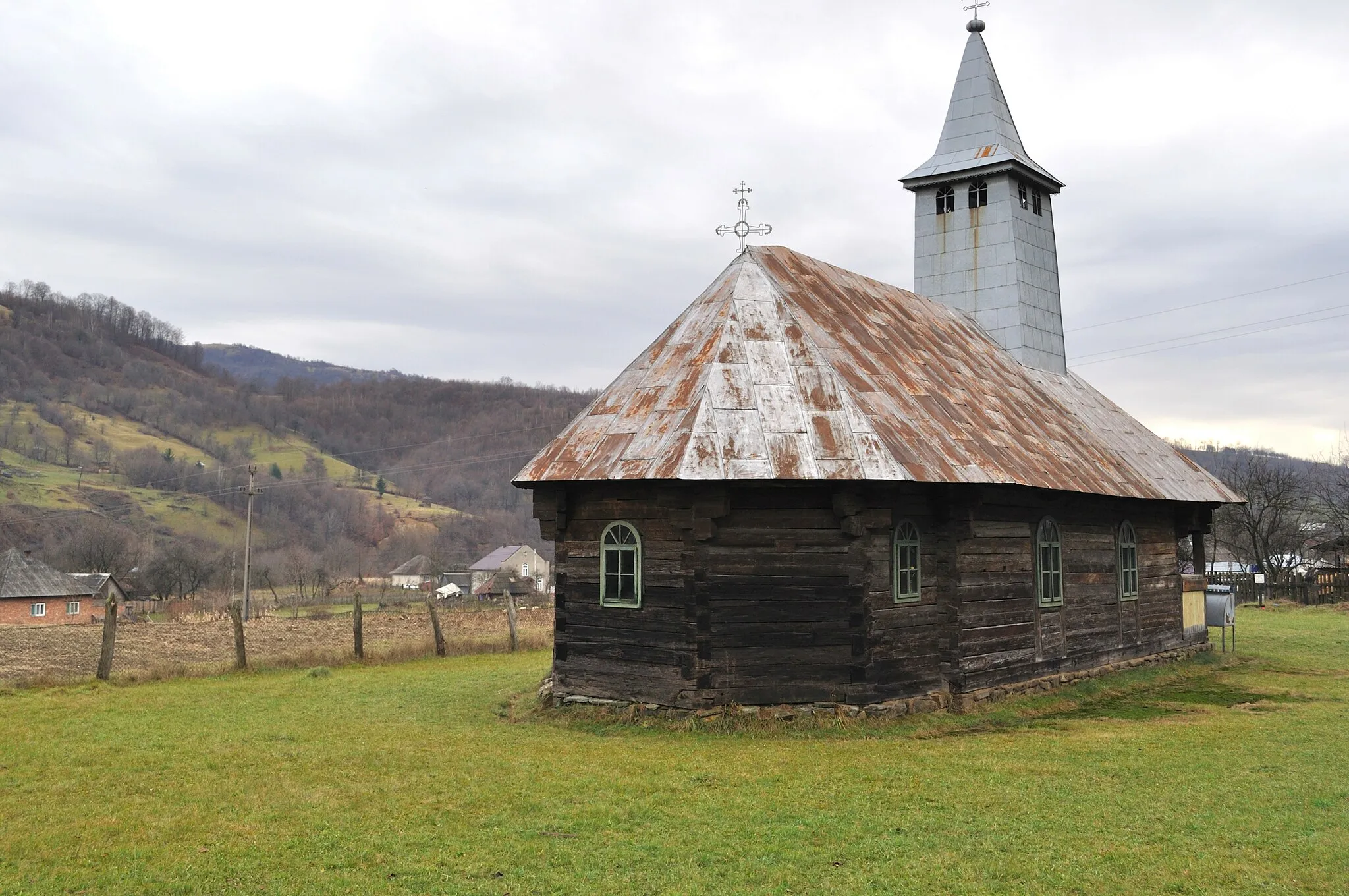 Photo showing: Biserica ortodoxă din Ruscova, județul Maramureș