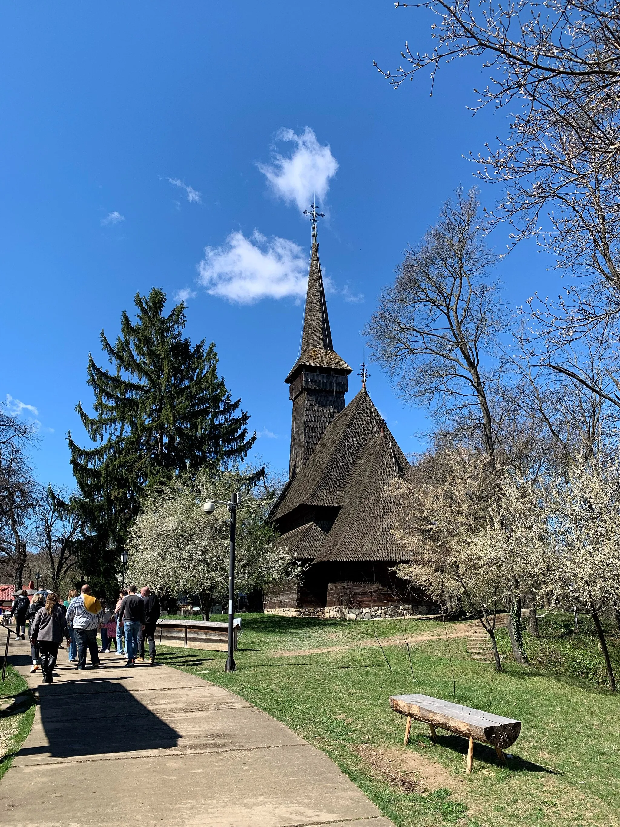 Photo showing: Wooden church from Maramures in Bucharest Village Museum