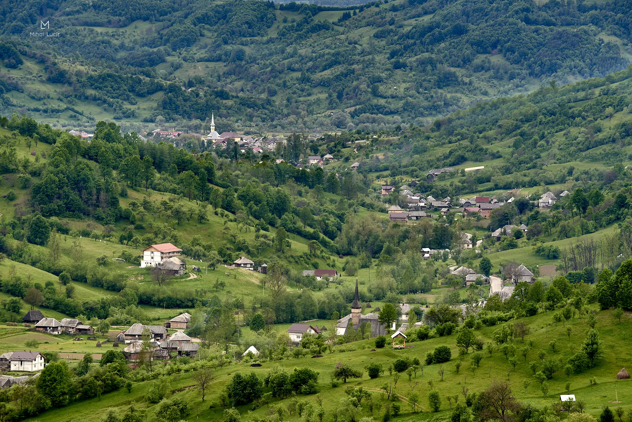 Photo showing: Stramtura village, Maramures, Romania