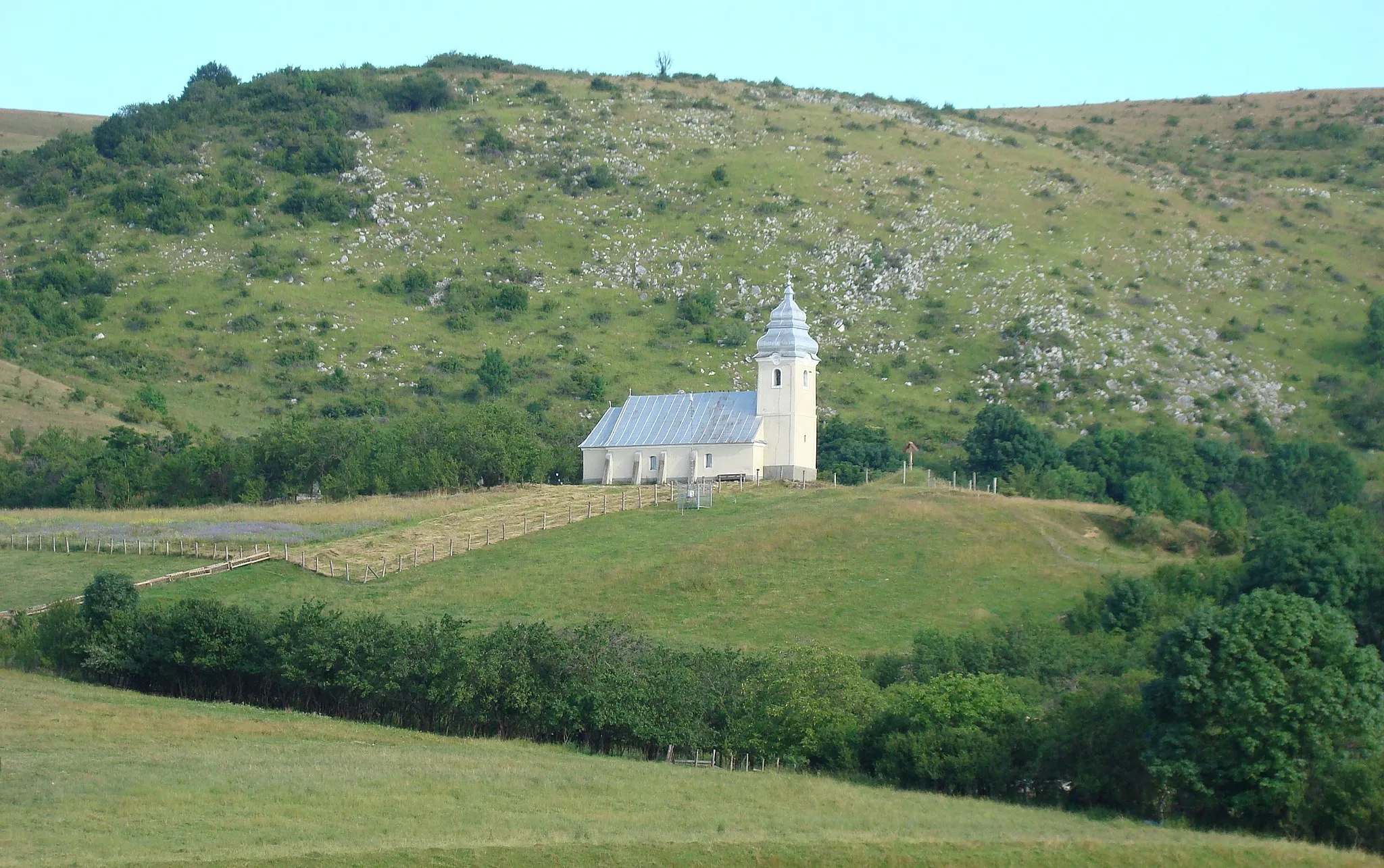 Photo showing: Biserica ortodoxă din satul Petreștii de Sus