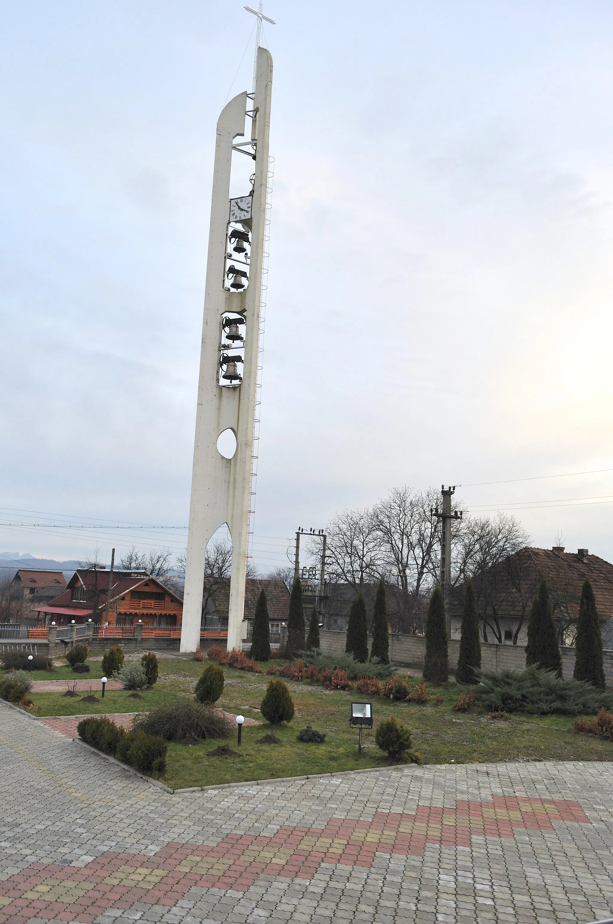 Photo showing: Biserica greco-catolică din Sarasău, județul Maramureș