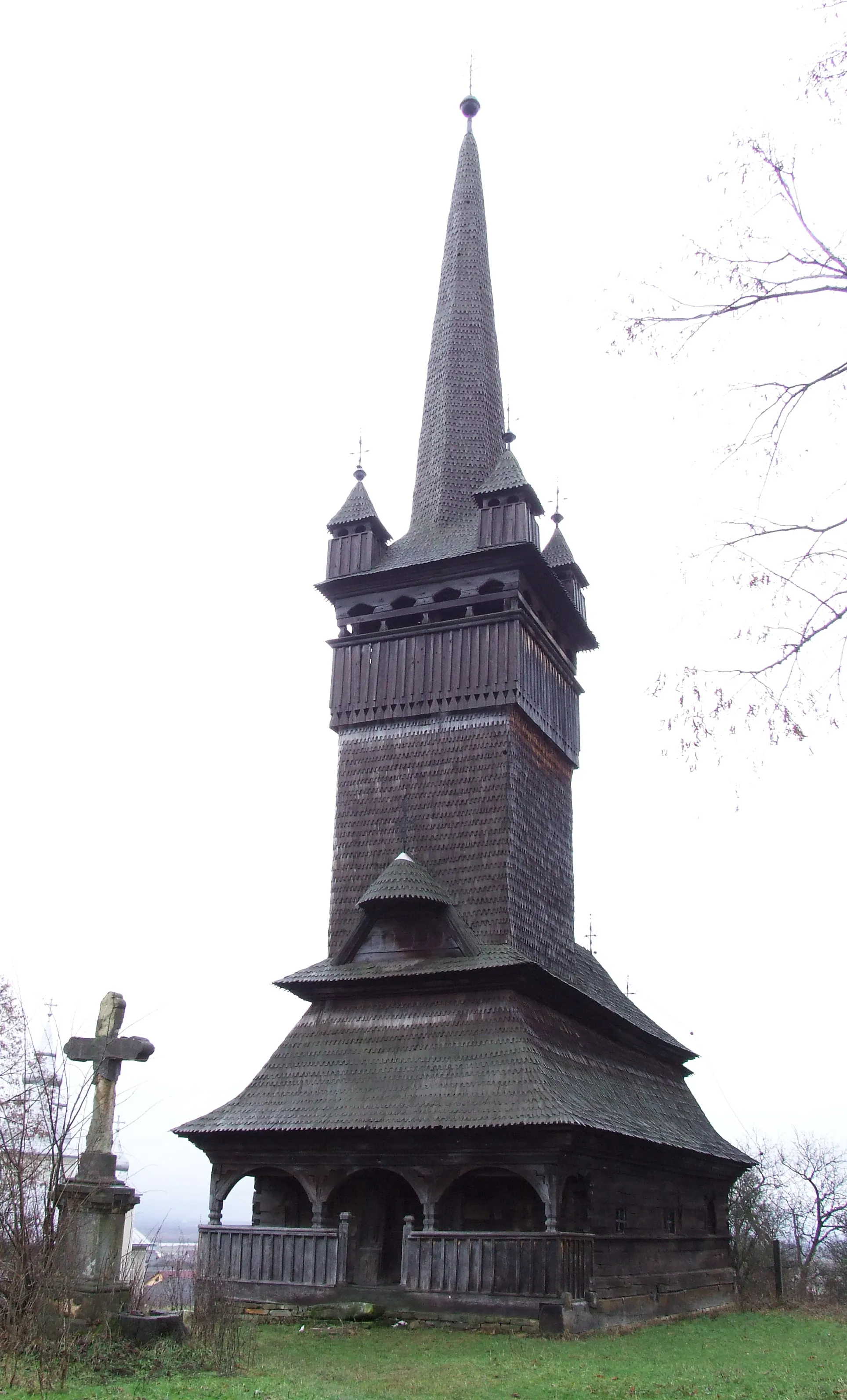 Photo showing: Biserica de lemn din Buzeşti, judeţul Maramureş.

This is a photo of a historic monument in județul Maramureș, classified with number MM-II-m-A-04533.