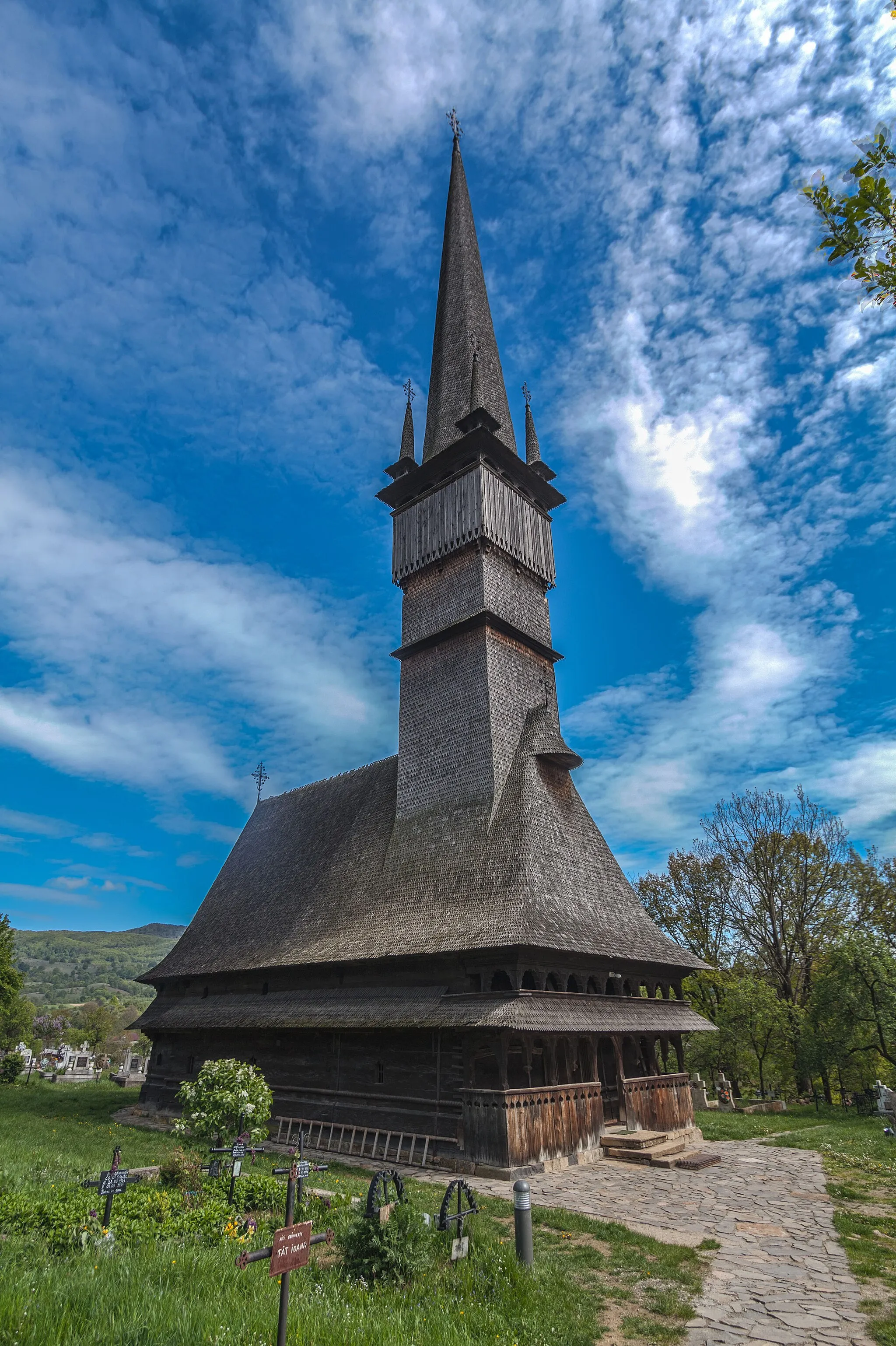 Photo showing: Wooden Church of Şurdeşti