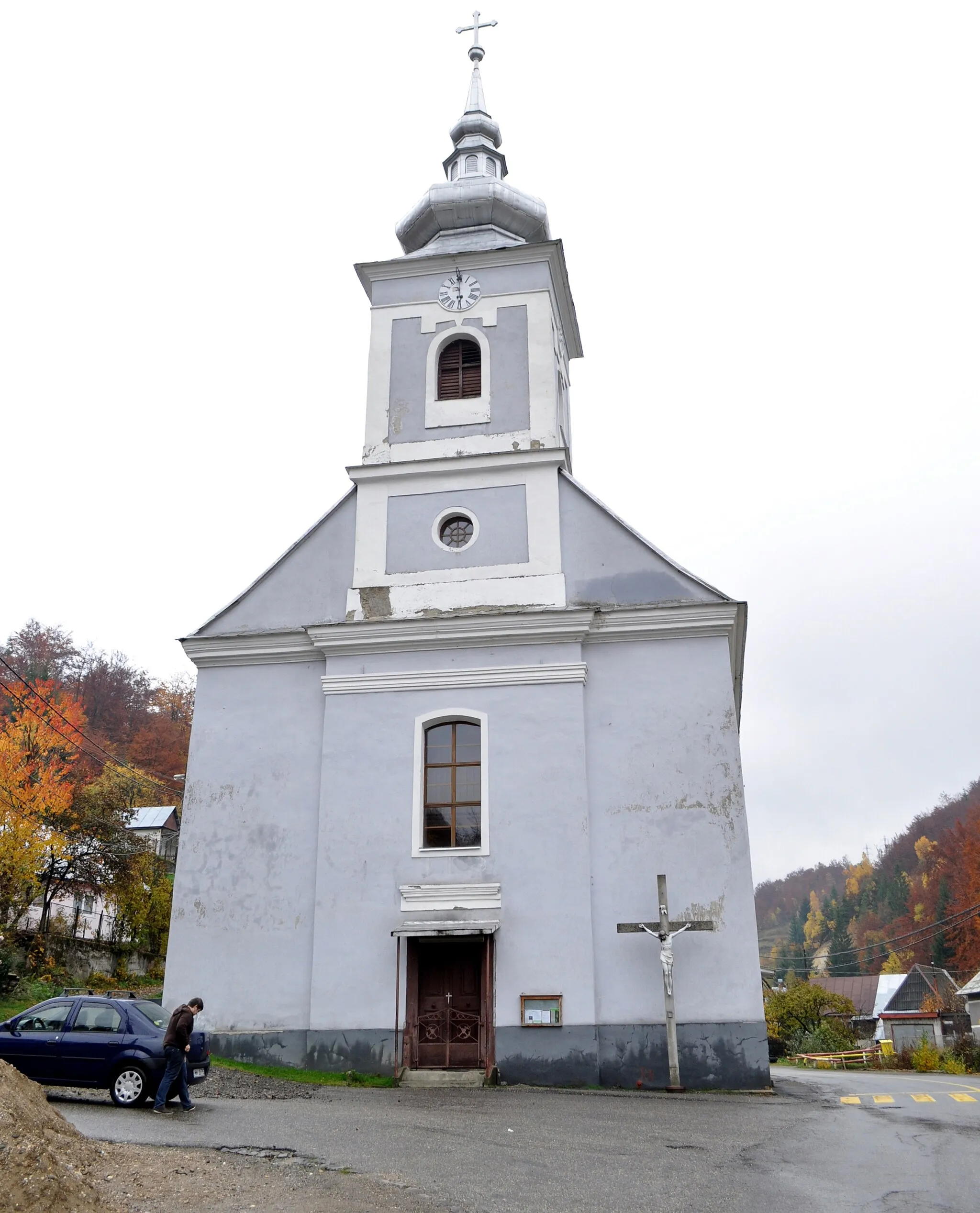 Photo showing: Biserica romano-catolică „Sfânta Varvara” (Szent Borbála) din Cavnic, județul Maramureș