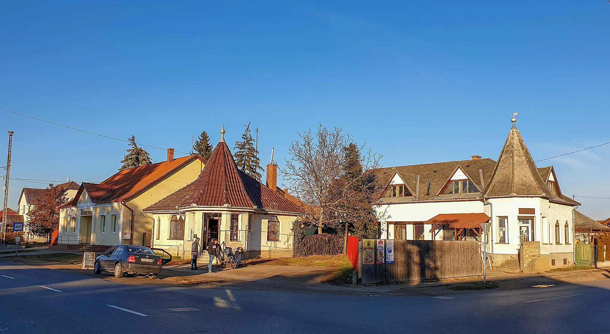 Photo showing: Nagydobos, utcarészlet