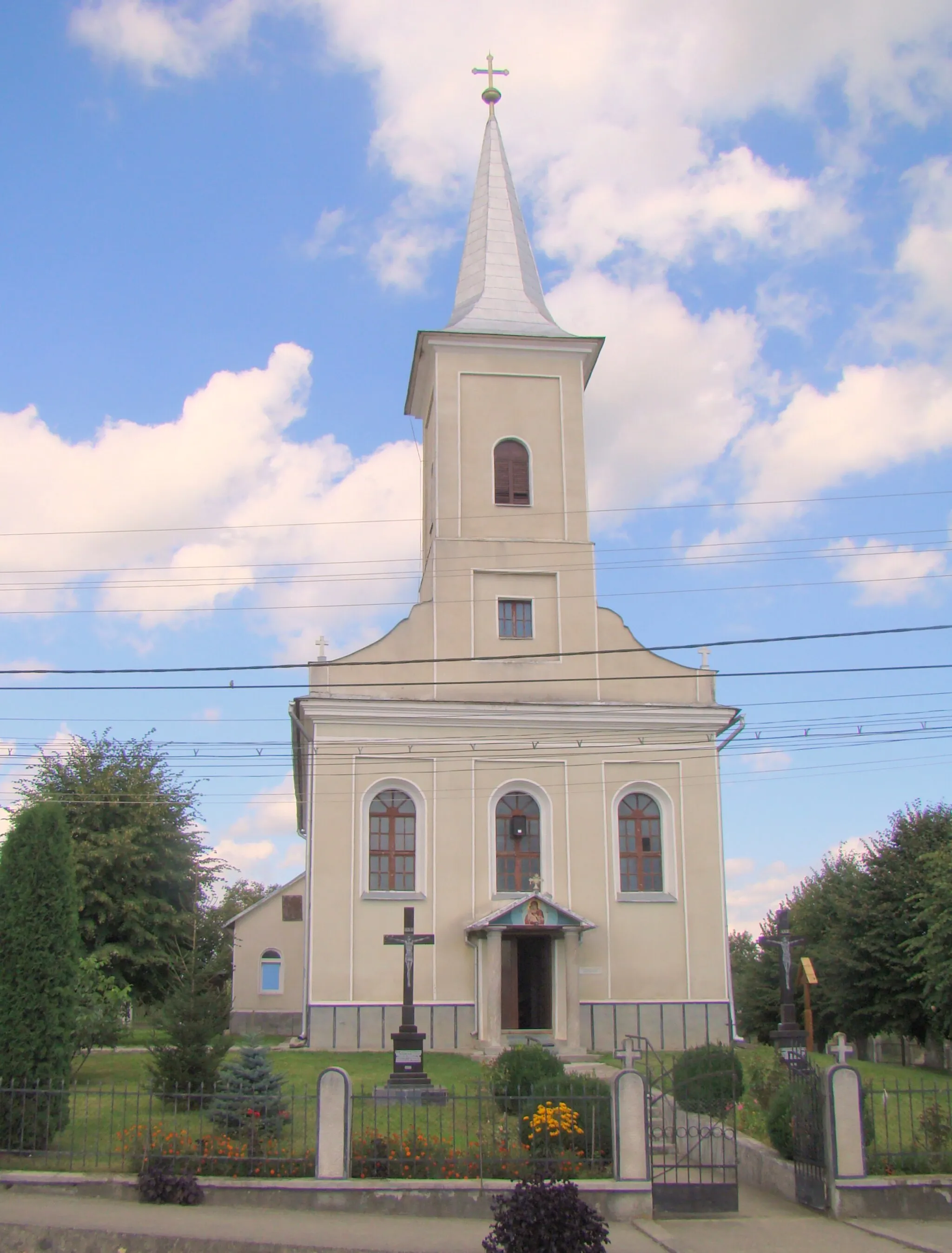 Photo showing: Orthodox church in Săsarm, Bistrița-Năsăud county, Romania