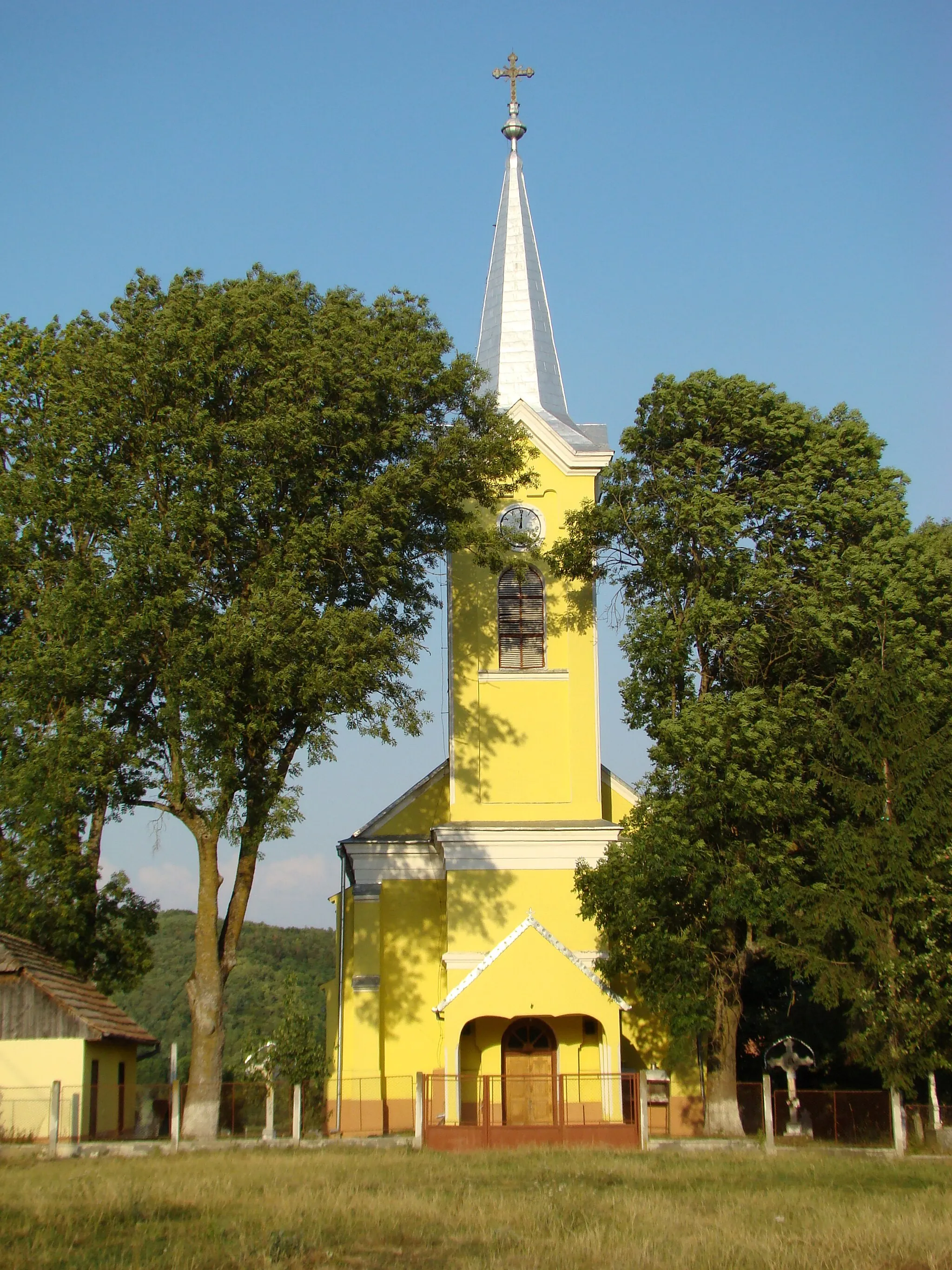 Photo showing: Milaș, Bistrița-Năsăud county, Romania