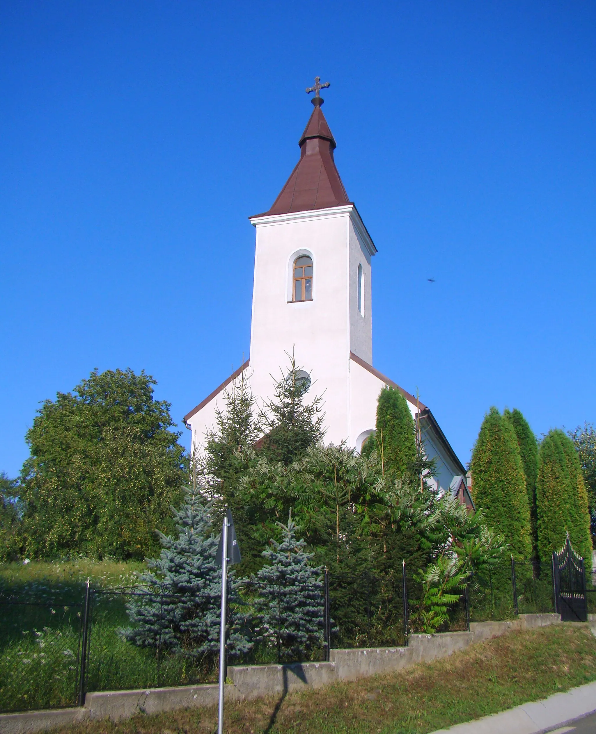Photo showing: Orthodox church in Mintiu, Bistrița-Năsăud county, Romania