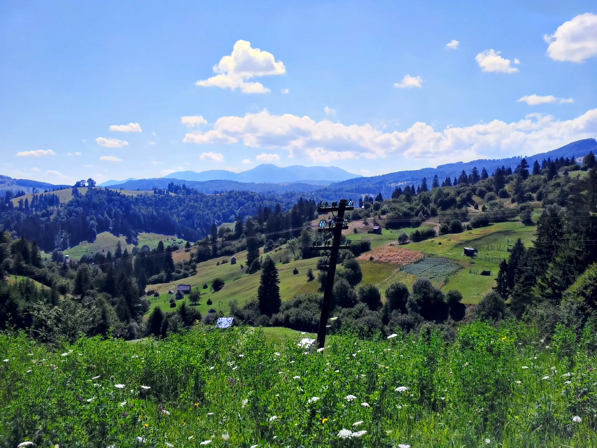 Photo showing: Dealu Ștefăniței 427251, Romania