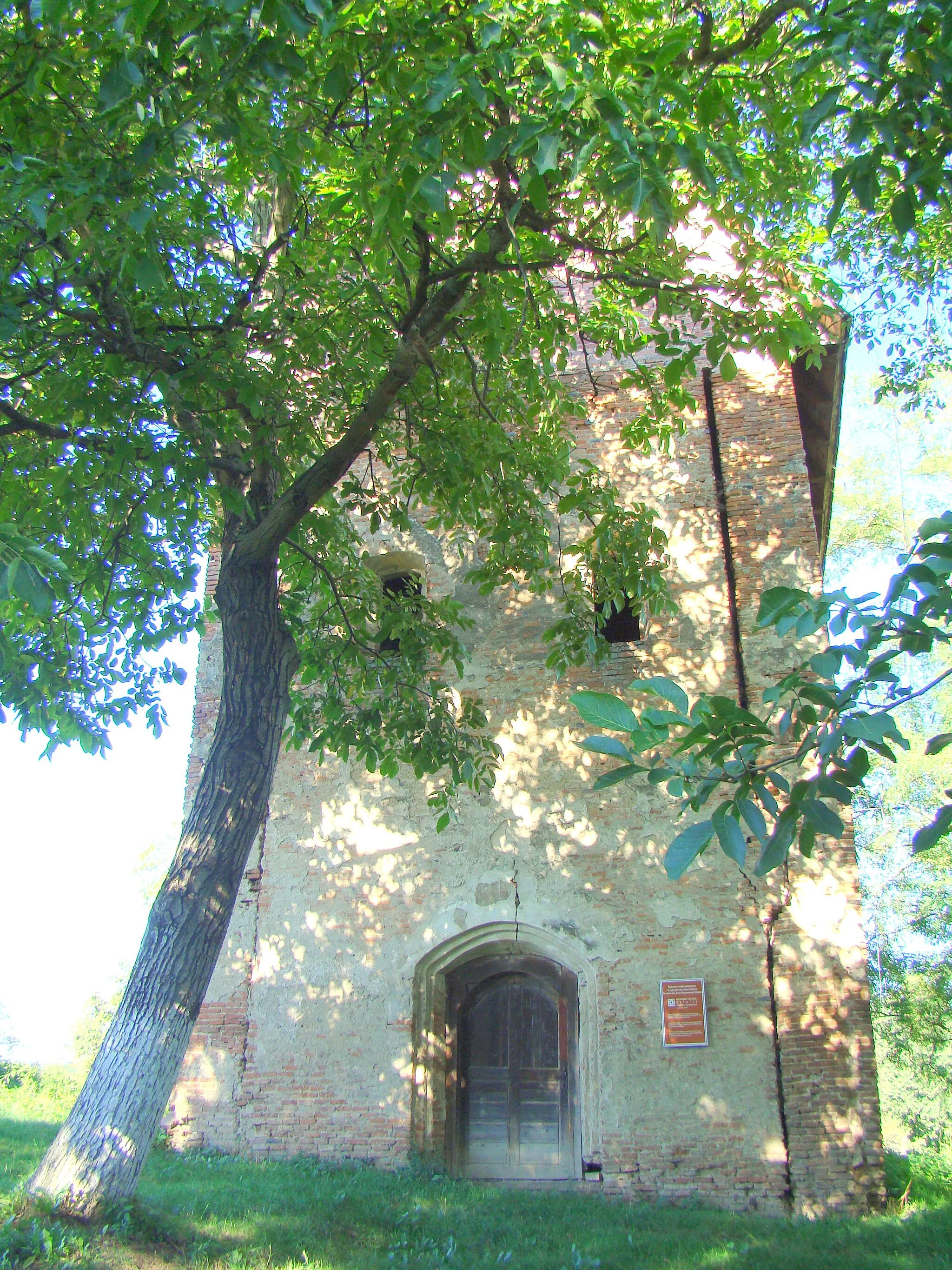 Photo showing: Biserica fostei mănăstiri premonstratense, sat Abram; comuna Abram