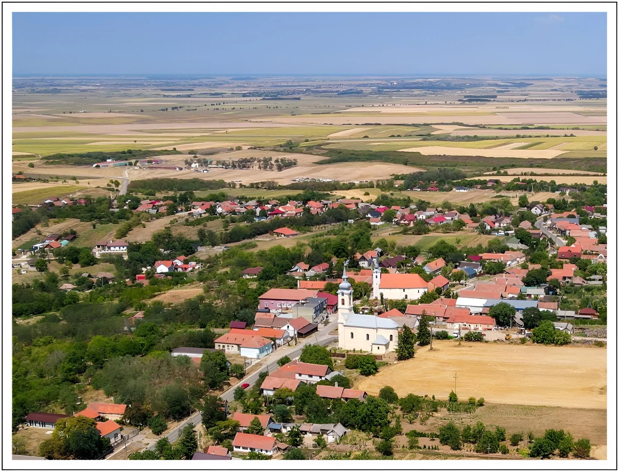 Photo showing: Hegyközcsatár település a Wikipédián