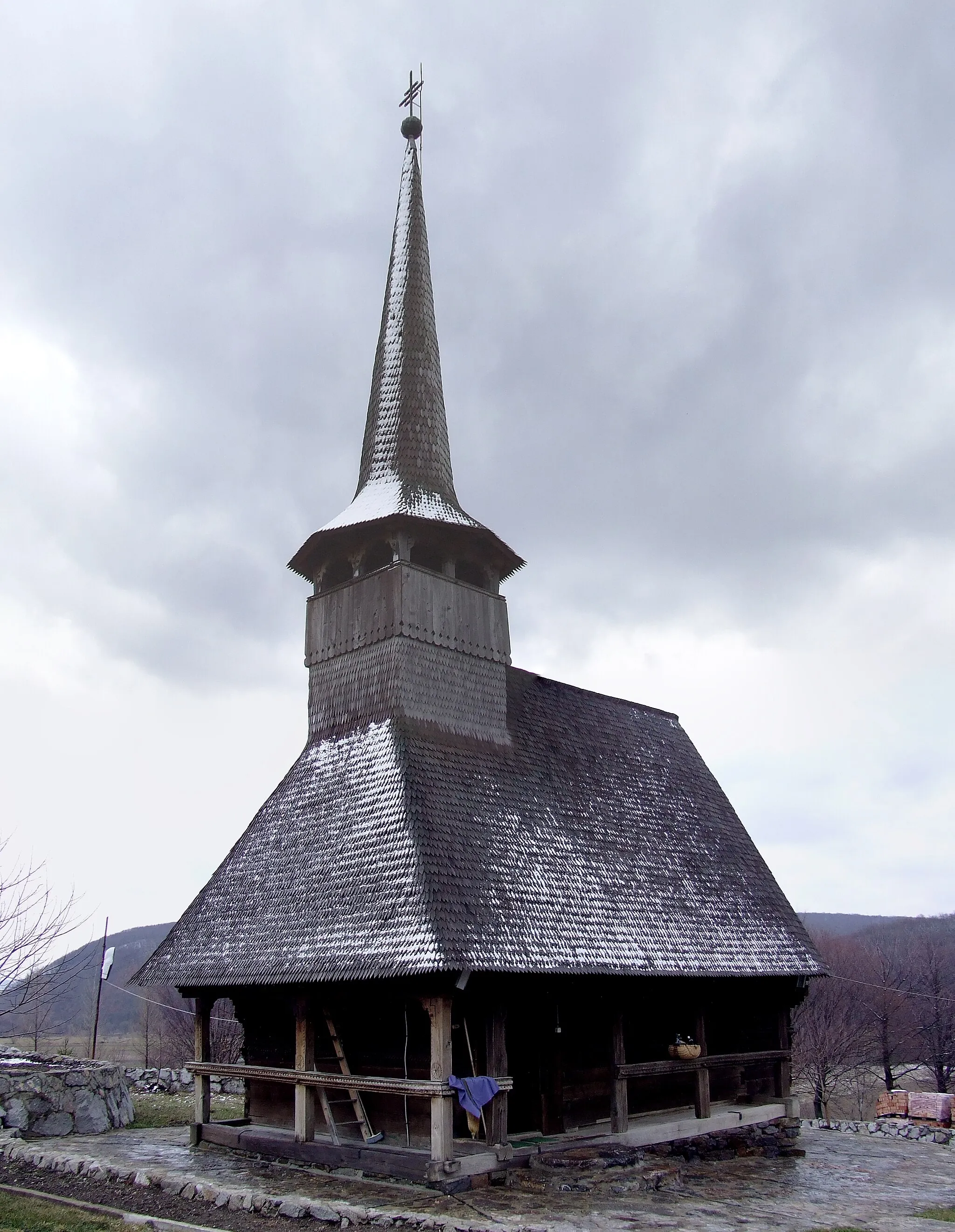 Photo showing: Biserica de lemn din Sacalasău, judeţul Bihor.