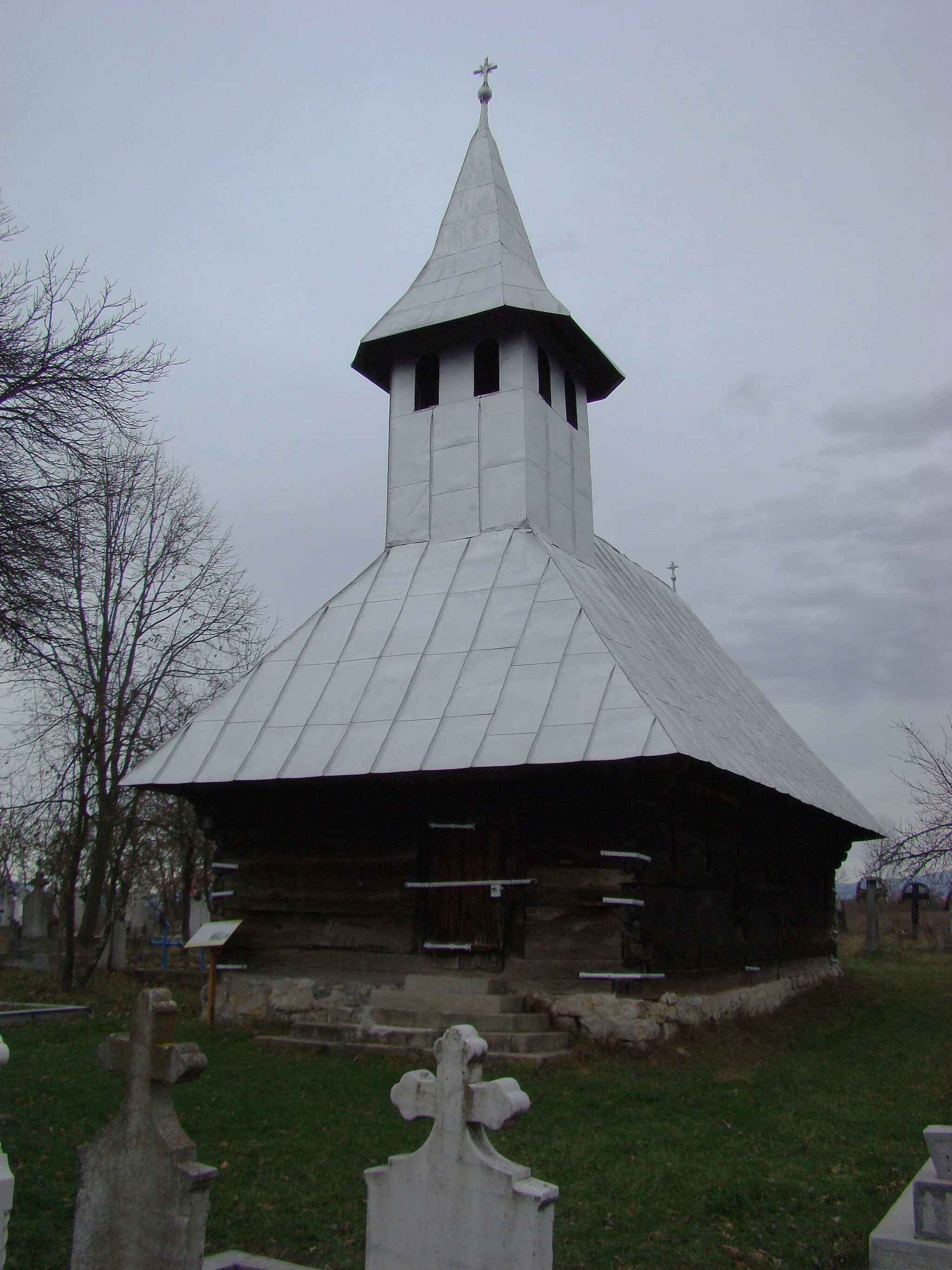 Photo showing: Șoimuș, Bihor county, Romania : the wooden church