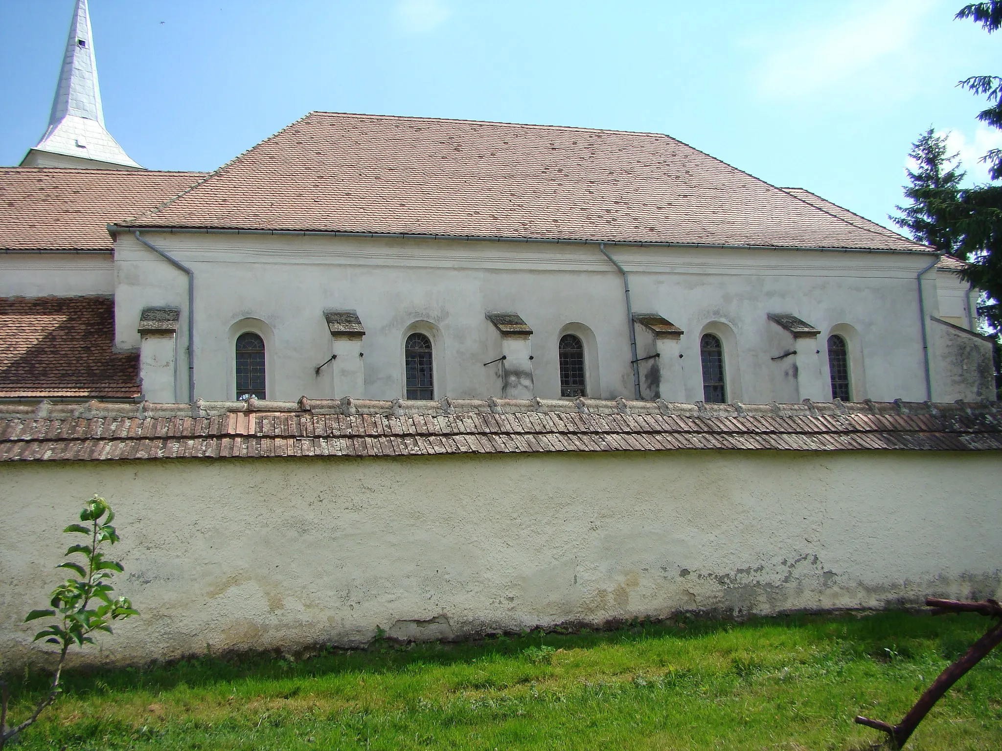 Photo showing: Lutheran church in Batoș, Mureş county, Romania