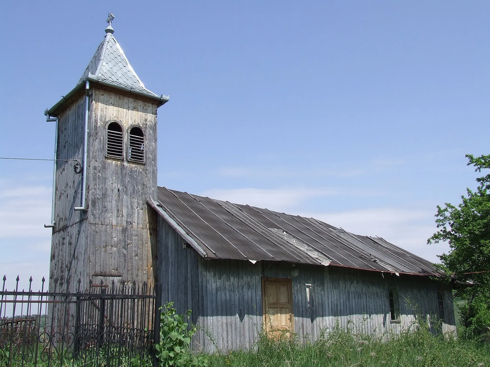 Photo showing: Biserica de lemn din Miheșu de Câmpie, județul Mureș.