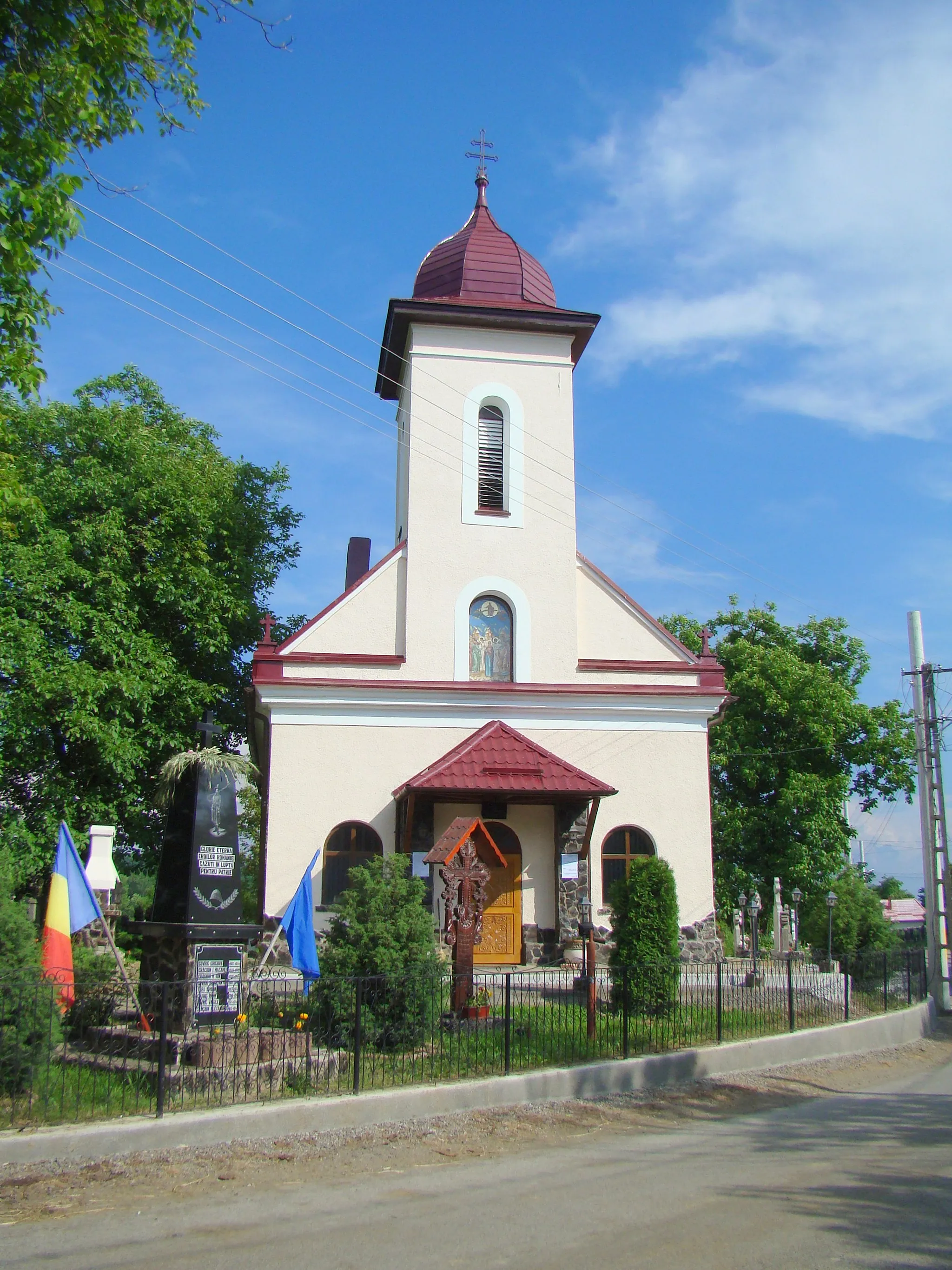 Photo showing: Orthodox church of The Ascension of our Lord in Râpa de Jos, Mureş county, Romania