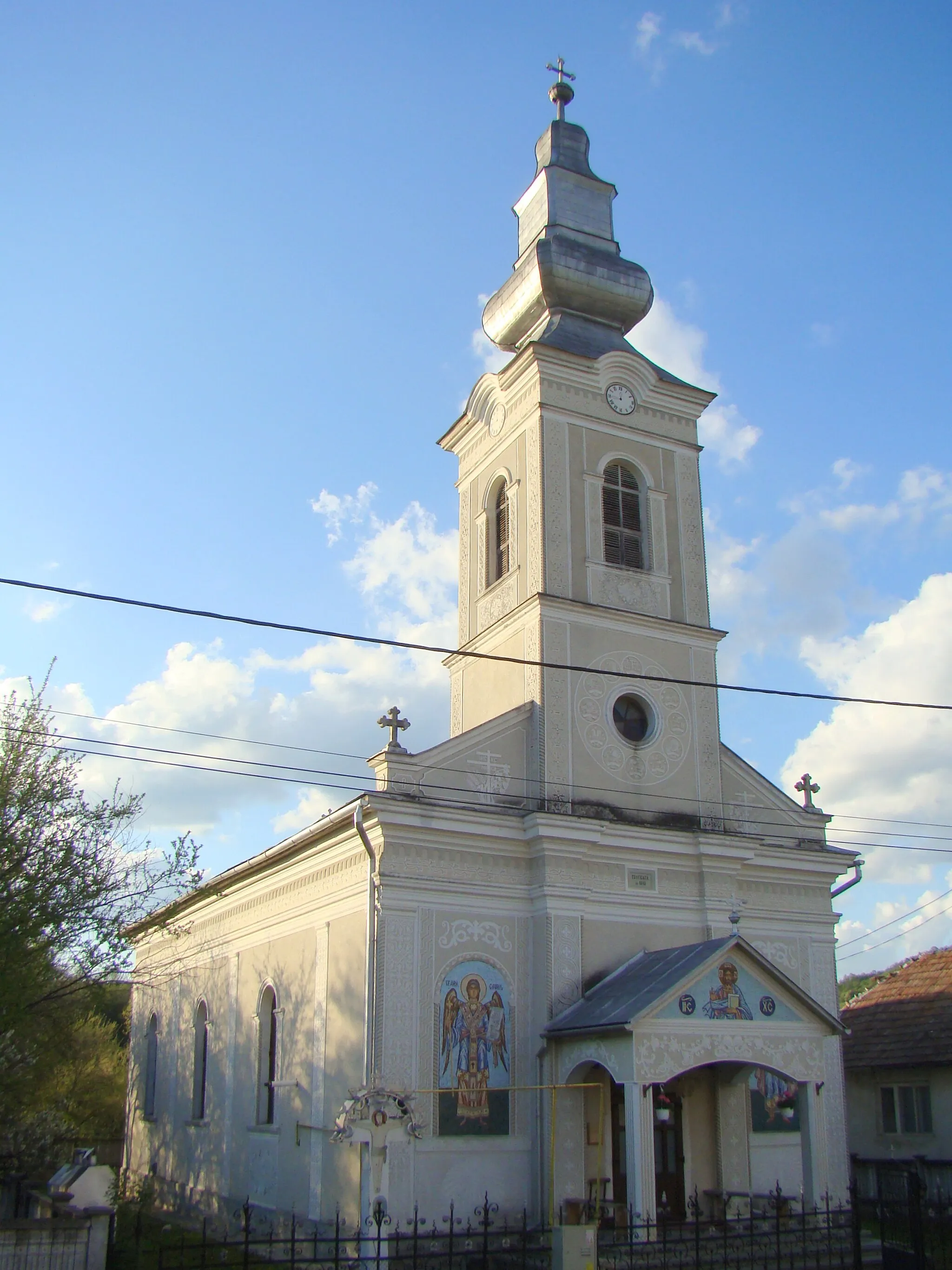 Photo showing: Archangels' church in Jichișu de Jos, Cluj County, Romania