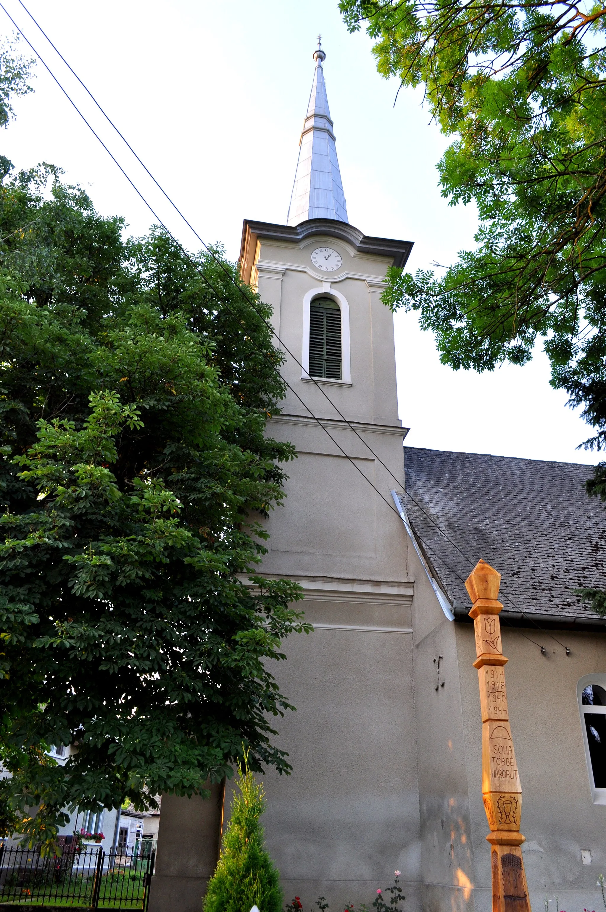 Photo showing: Reformed church in Nireș, Cluj County, Romania