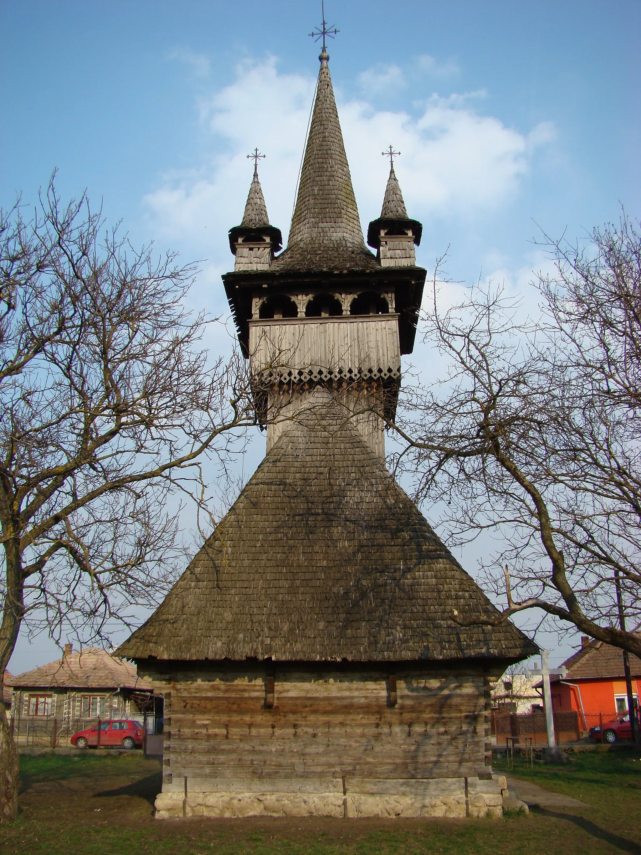 Photo showing: Biserica de lemn „Sf.Arhangheli” din Aghireșu, județul Cluj