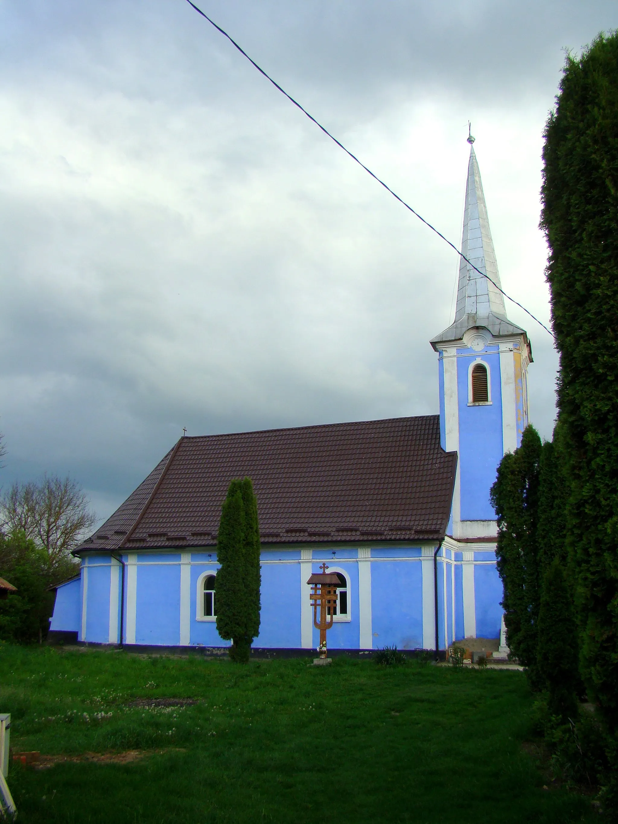 Photo showing: Archangels' church in Giula, Cluj County, Romania
