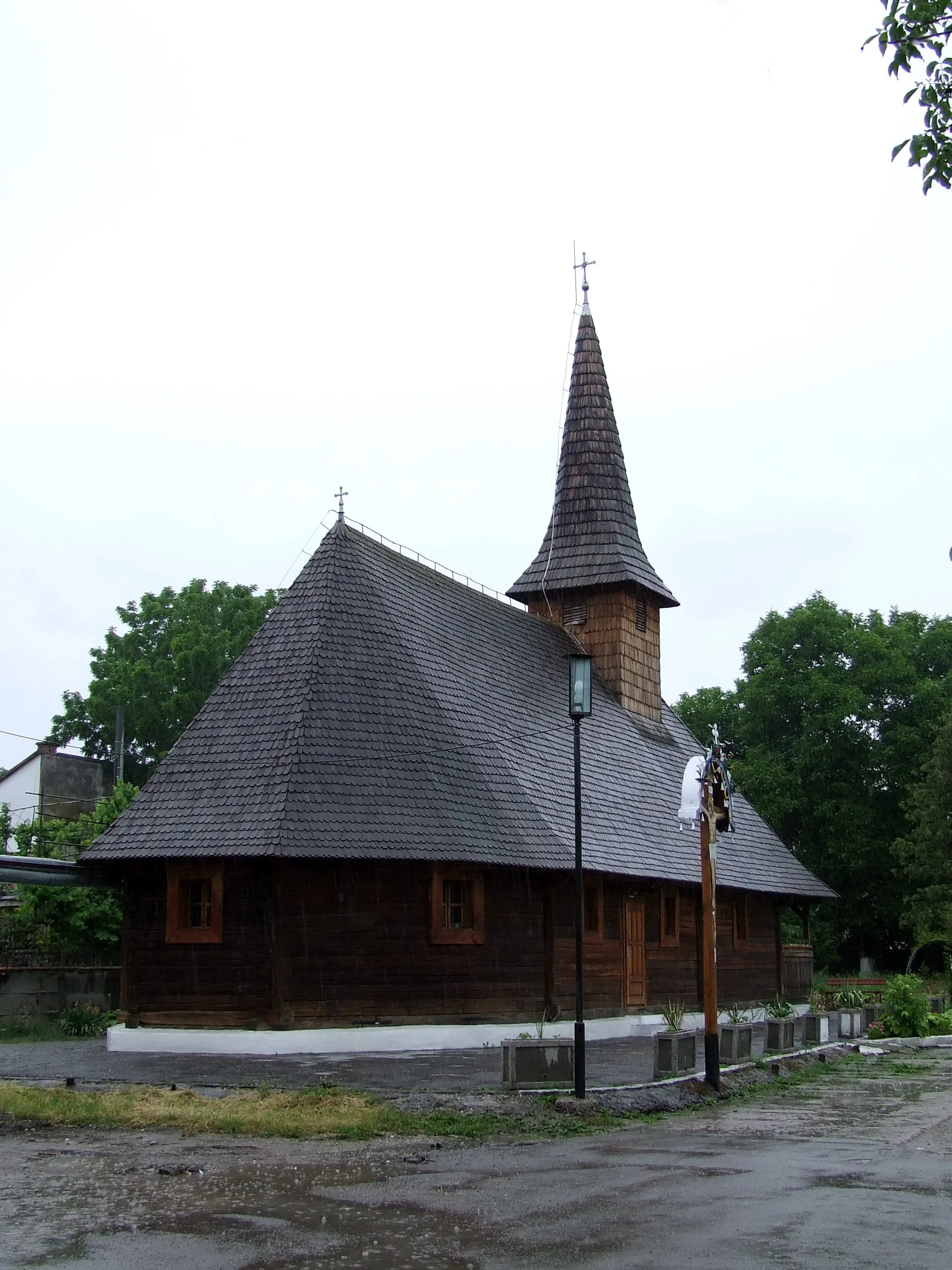 Photo showing: Biserica de lemn din Bonț, mutată în Dej, județul Cluj.