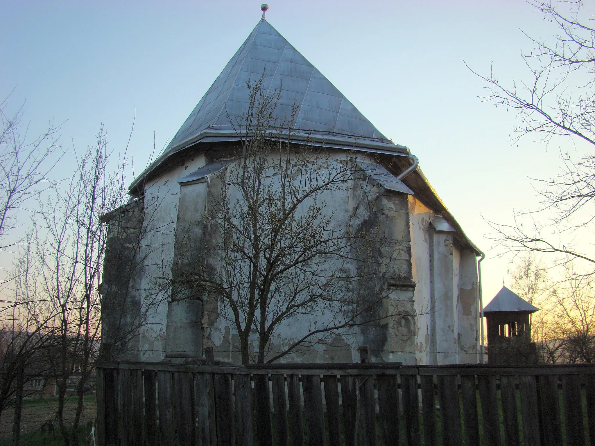 Photo showing: Biserica reformată, sat Mintiu Gherlii; comuna Mintiu Gherlii, județul Cluj
