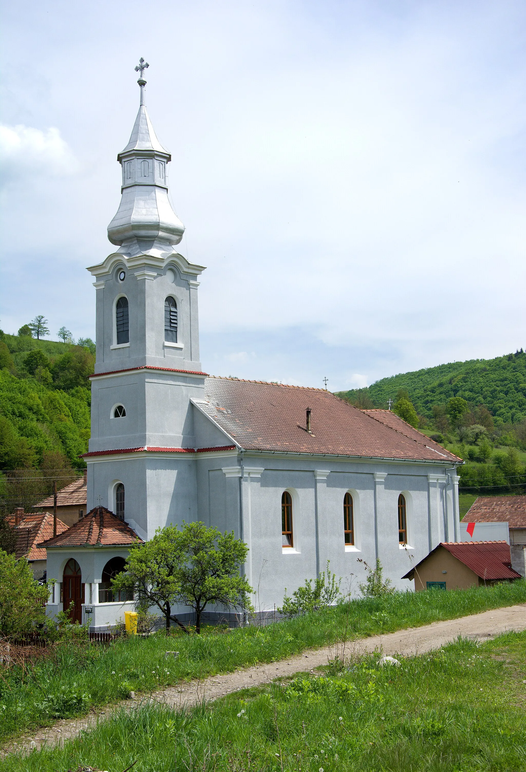 Photo showing: Church in Poieni, Romania