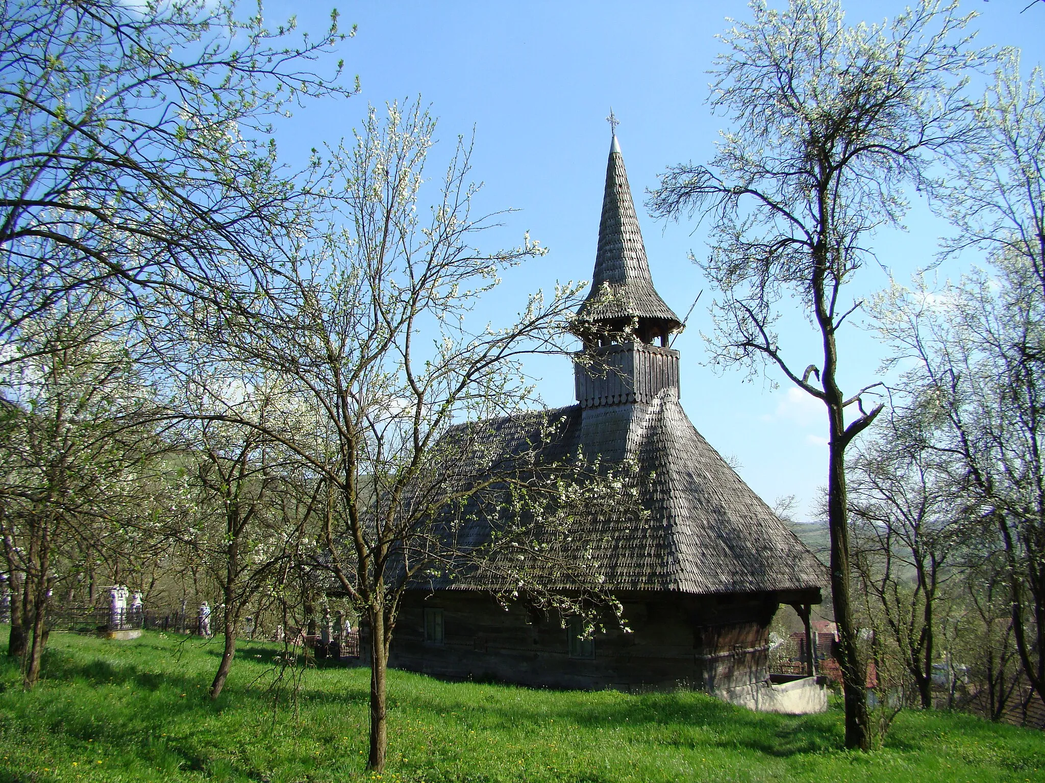 Photo showing: Biserica de lemn „Sfinții Arhangheli” din Sâmboieni, Cluj