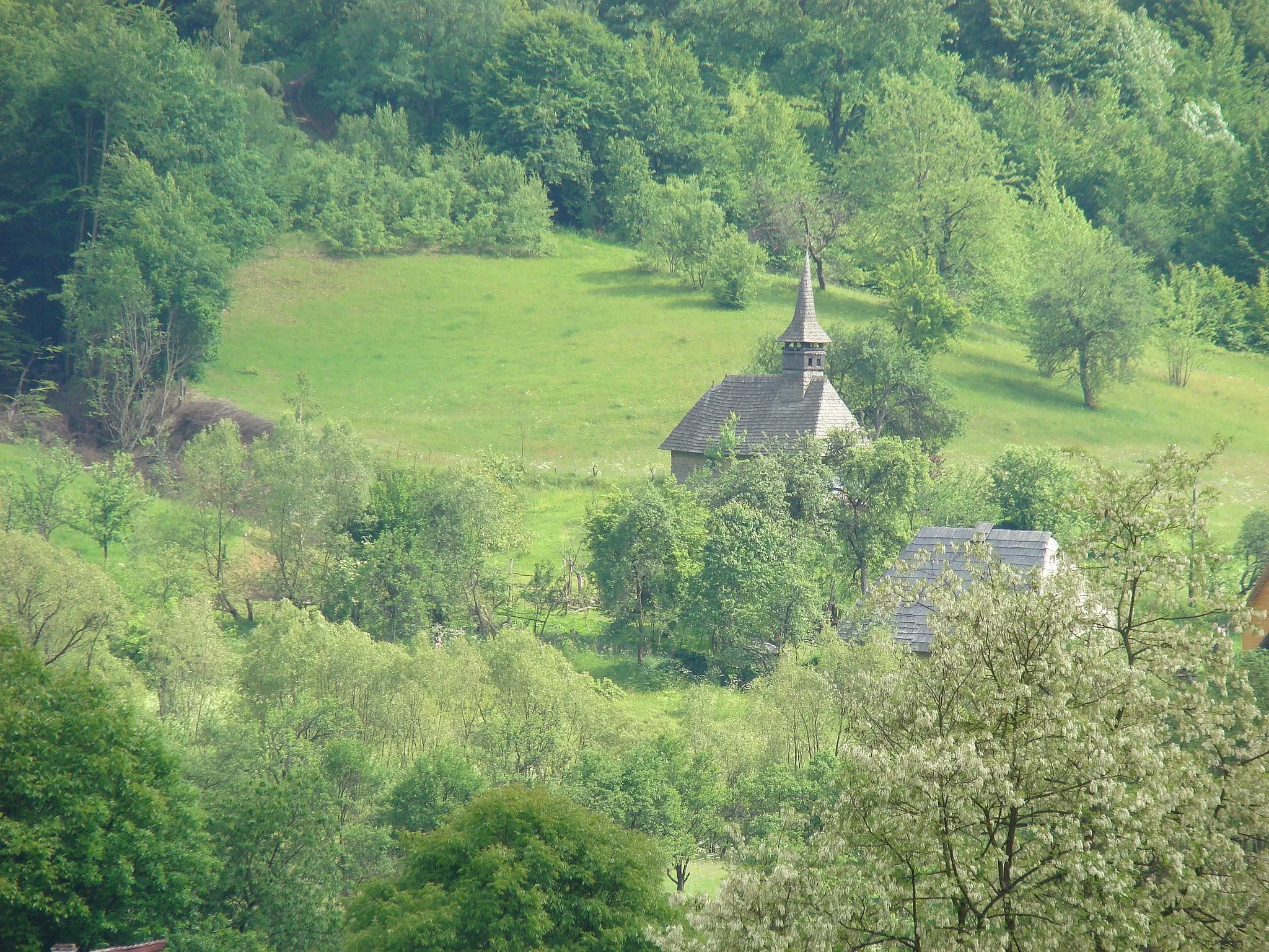 Photo showing: Biserica de lemn "Sf. Ioan Evanghelistul" , sat IZVOARELE; comuna CERNEŞTI
