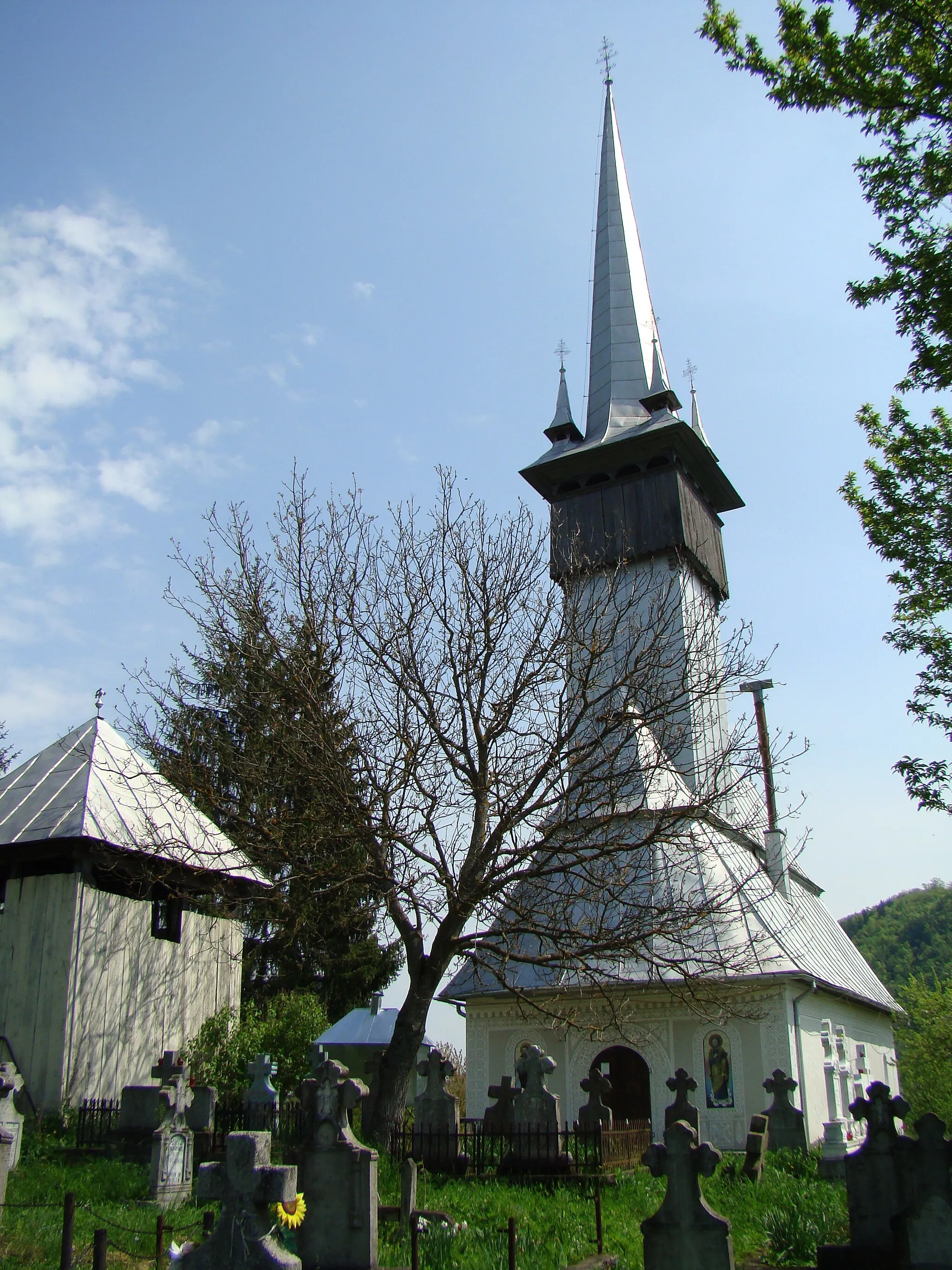 Photo showing: Biserica „Nașterea Maicii Domnului” Vălenii Lăpușului, Maramureș