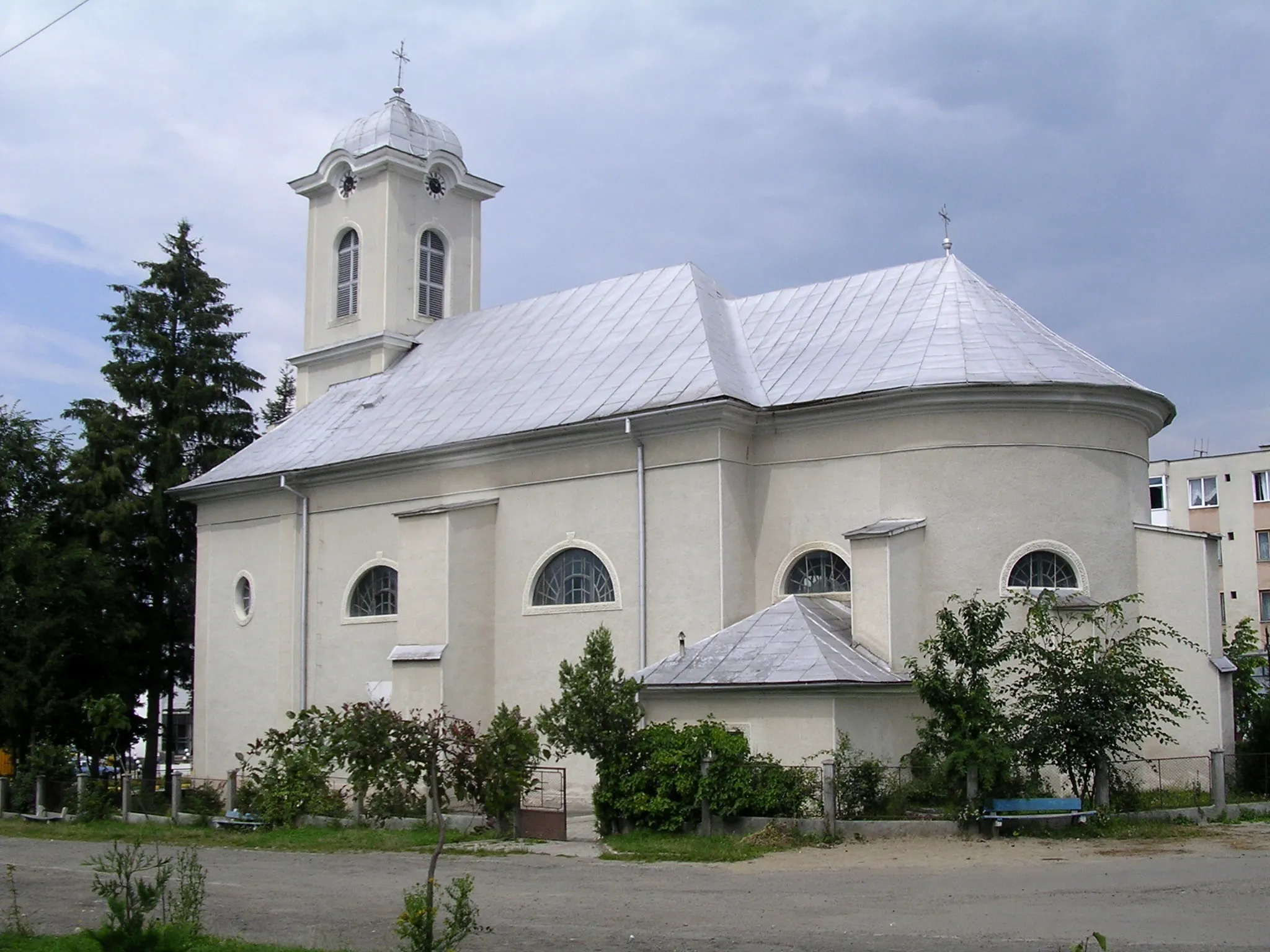 Photo showing: Katolikus templom Aknasugatagon