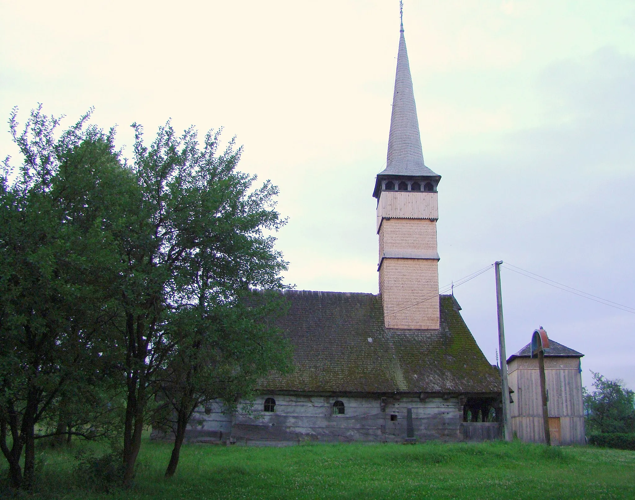 Photo showing: Biserica de lemn din Remetea Chioarului